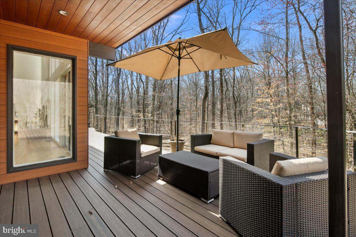 WILLOWBROOK - Residential