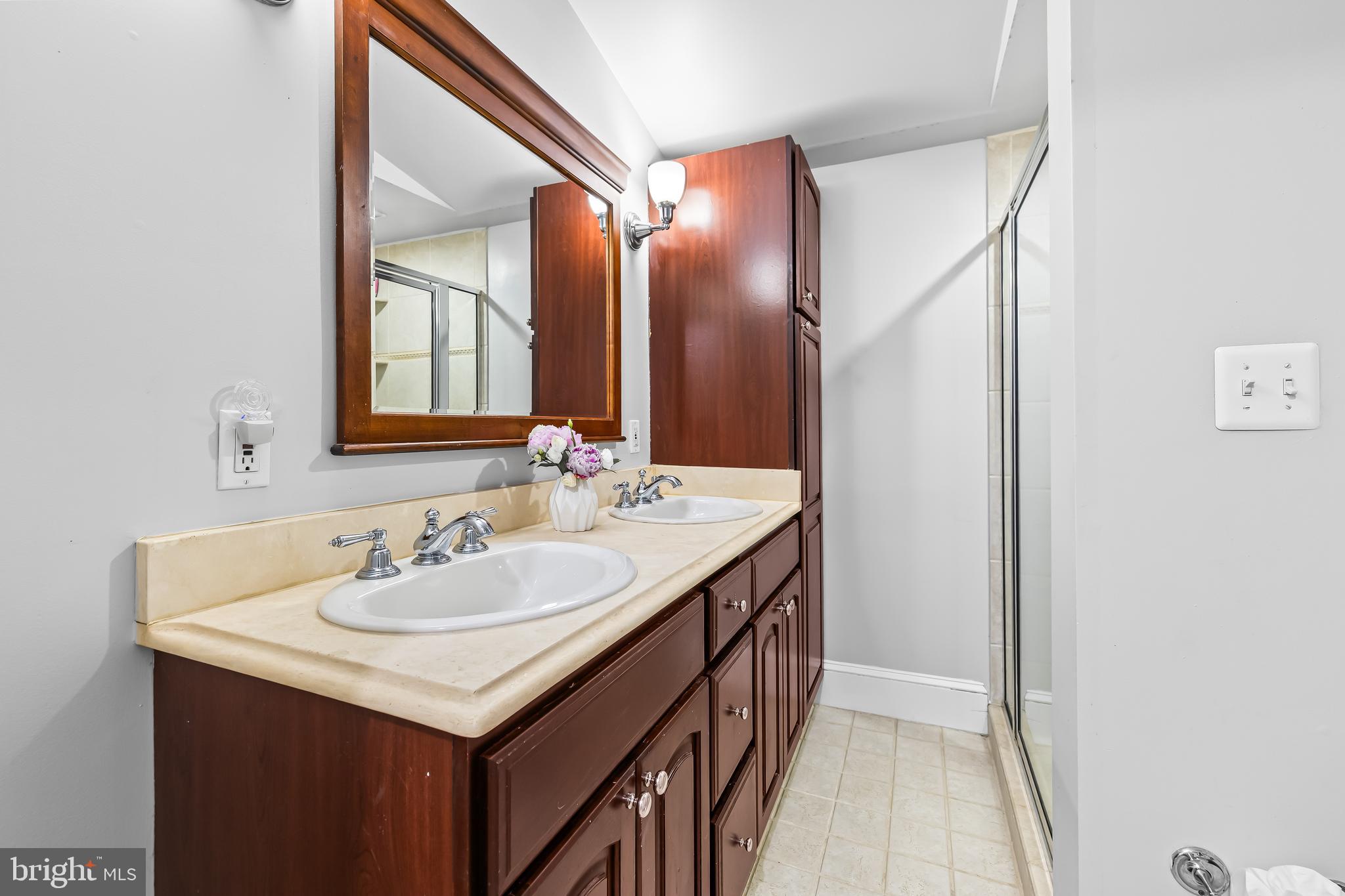 GREENSPRING VALLEY - Residential