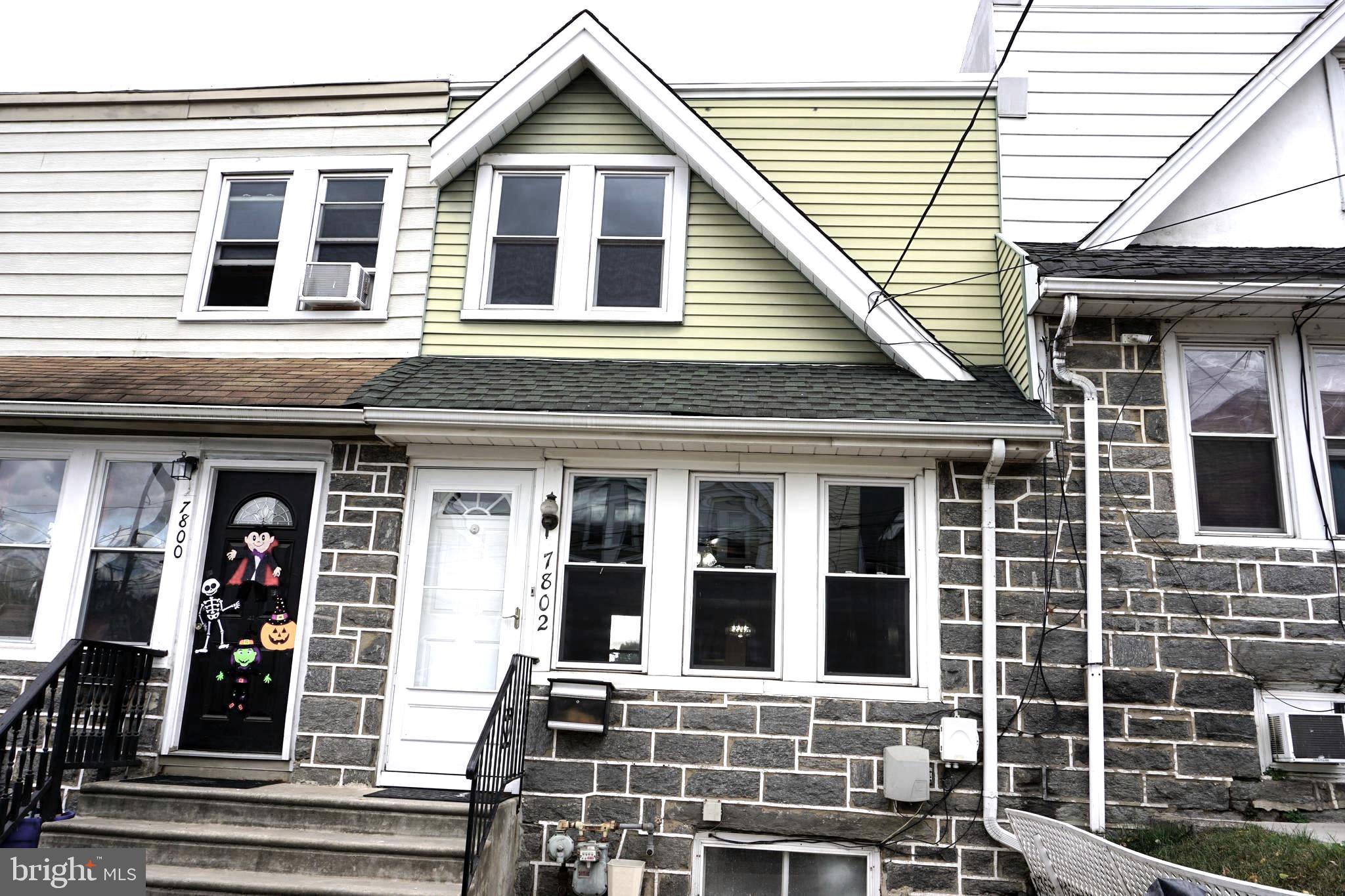 This beautiful home is conveniently located near State Rd and Lansdowne Ave where you can access many public transportation. It is also located near Acme supermarket in Bond shopping center and Upper Darby high school. It was recently upgraded with new hardwood flooring on the first and second floors and fresh paint throughout the house.