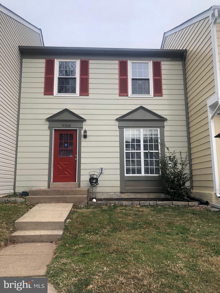 LONDON TOWN WEST - Residential Lease