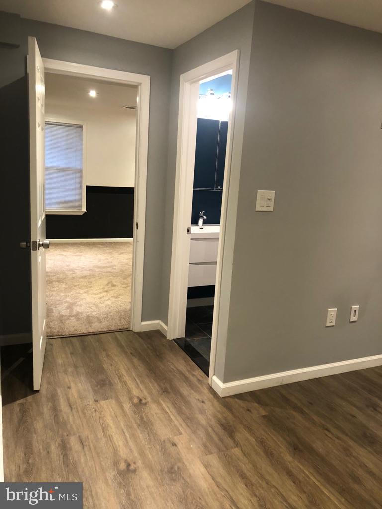 LONDON TOWN WEST - Residential Lease