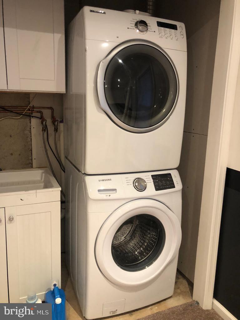 LONDON TOWN WEST - Residential Lease