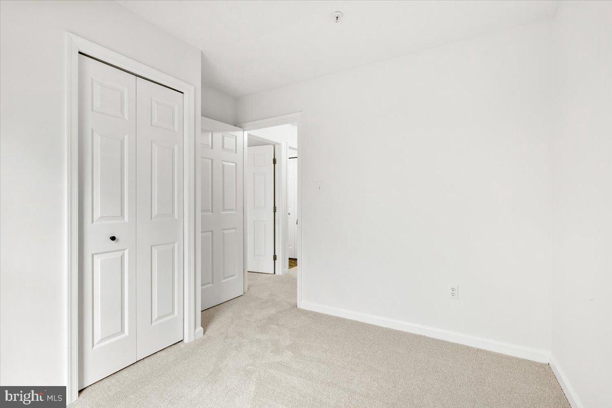 BALLENGER CROSSING - Residential