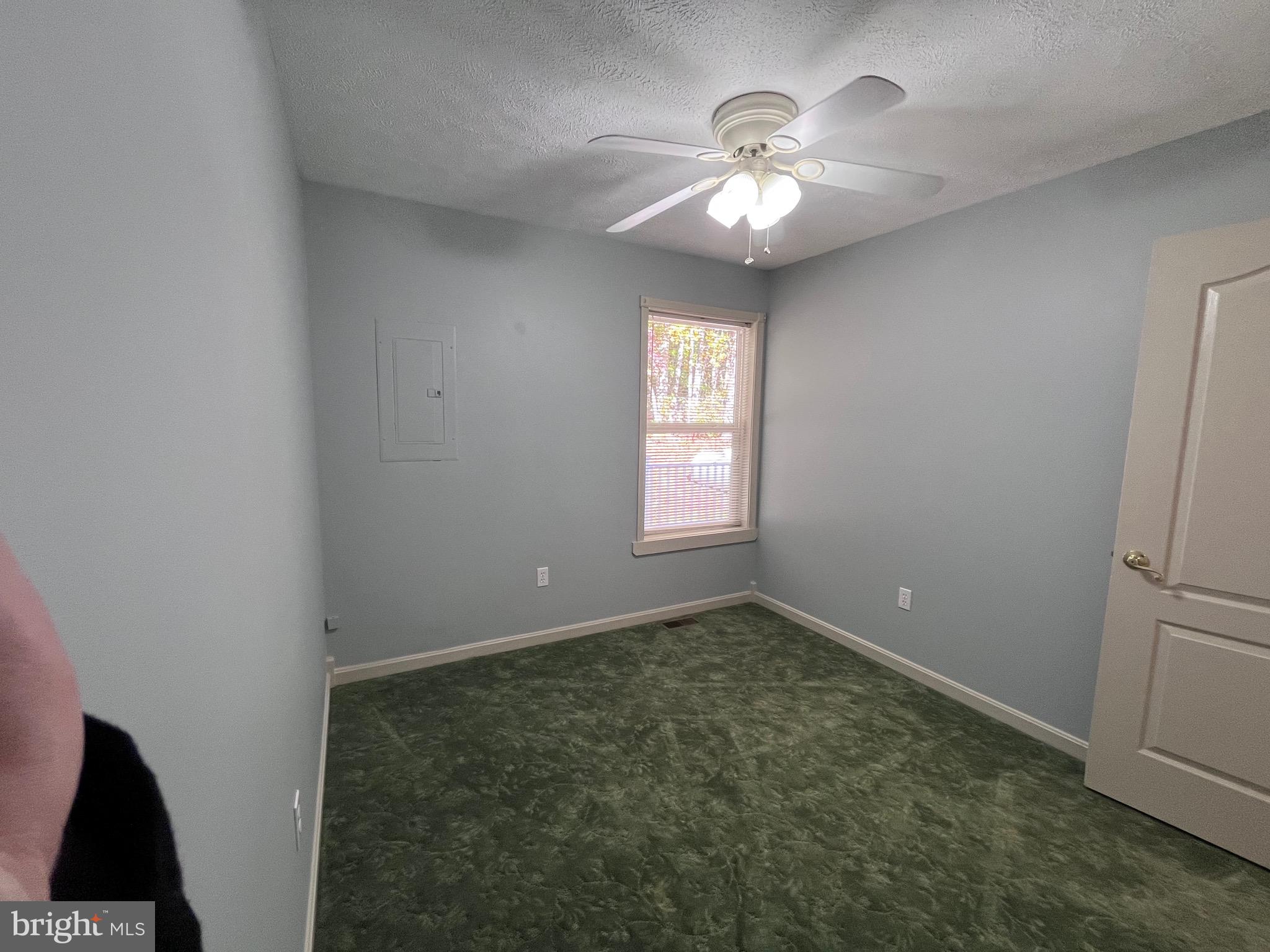 LAKE CAROLINE - Residential Lease