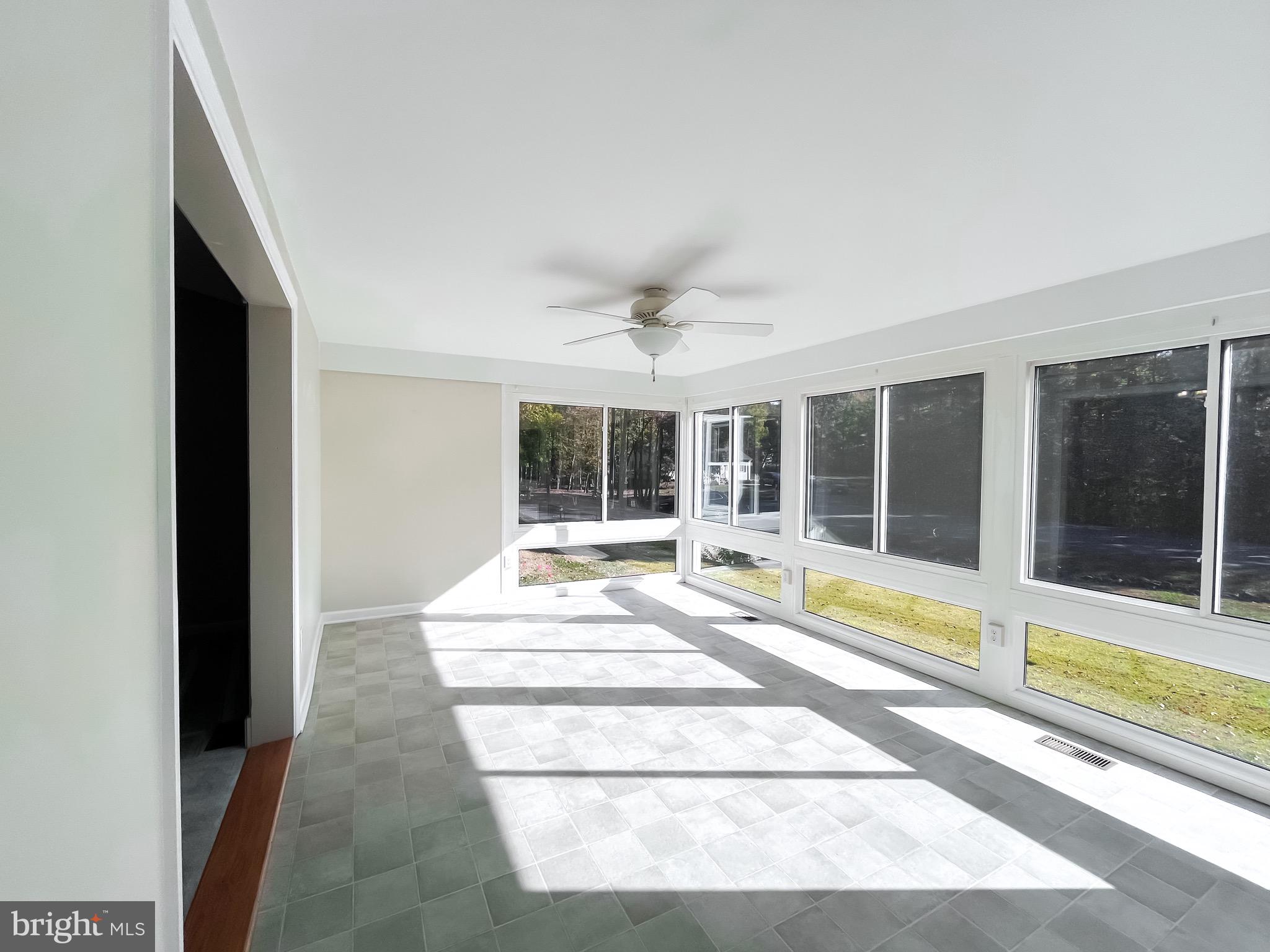 LAKE CAROLINE - Residential Lease