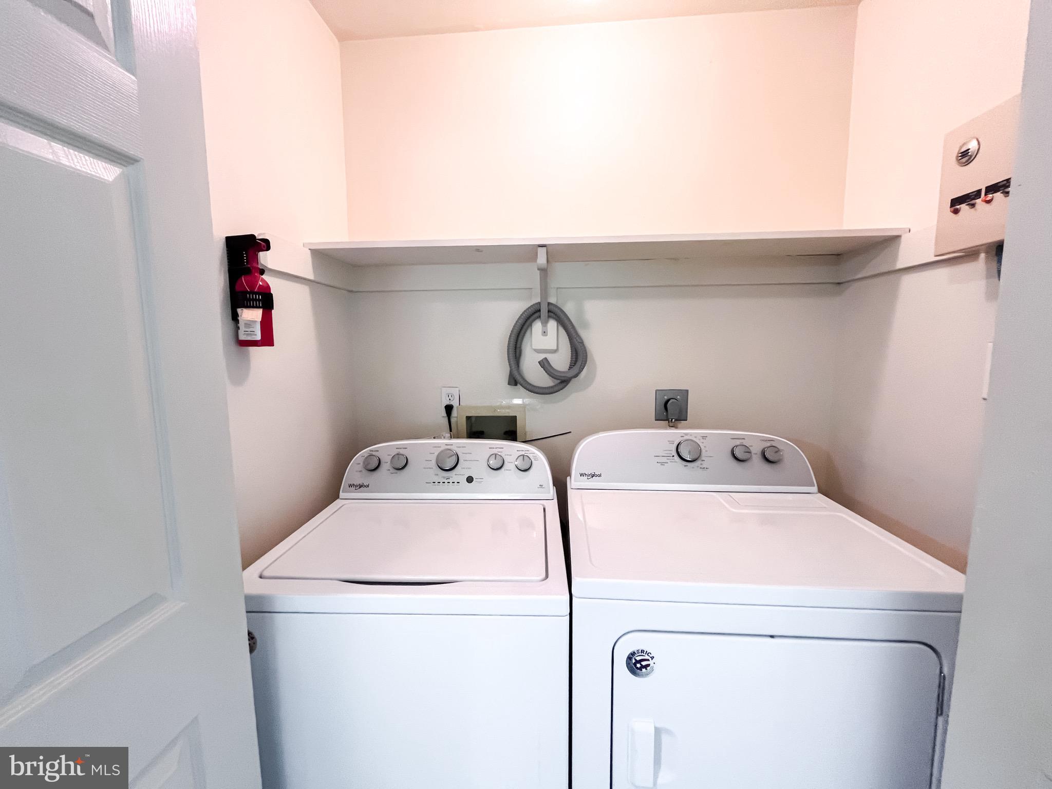 LAKE CAROLINE - Residential Lease