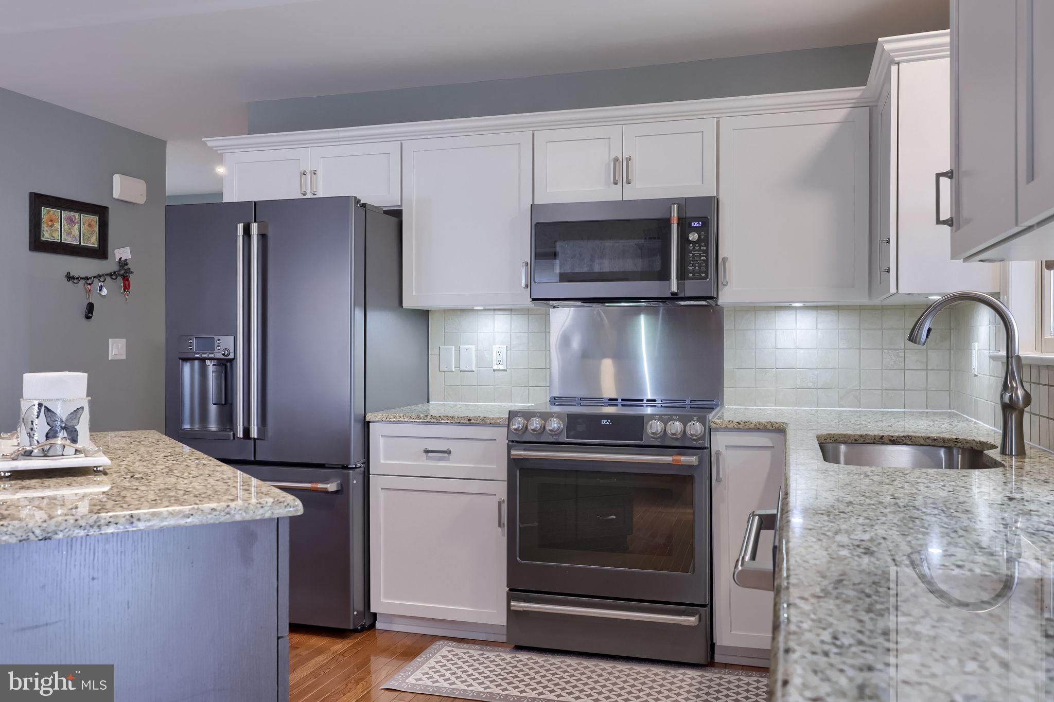 TIMBER VILLA - Residential