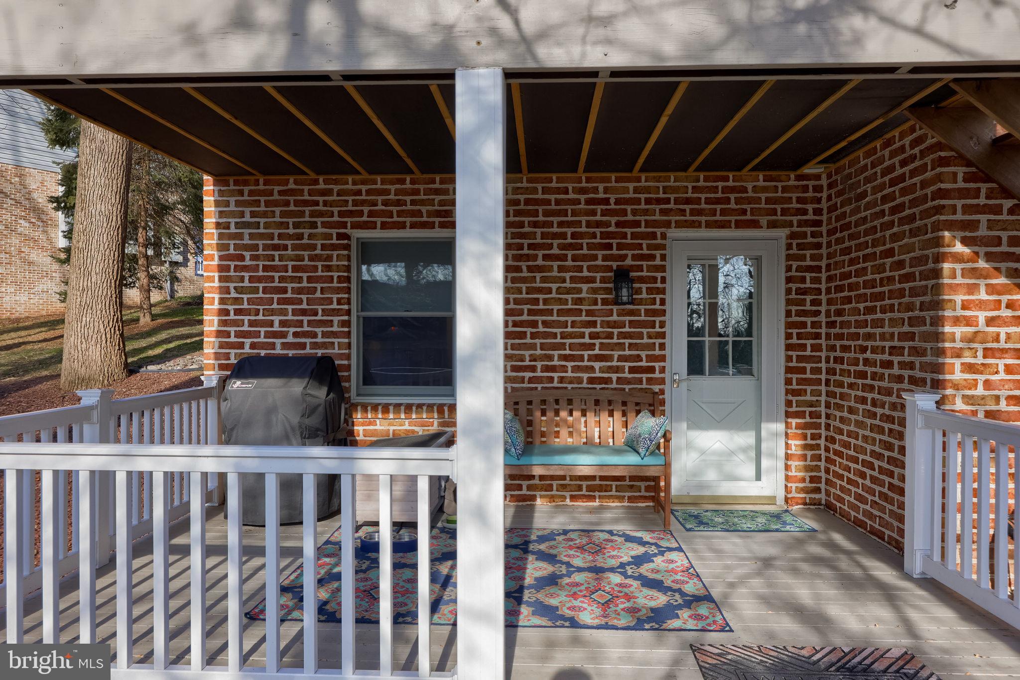 TIMBER VILLA - Residential