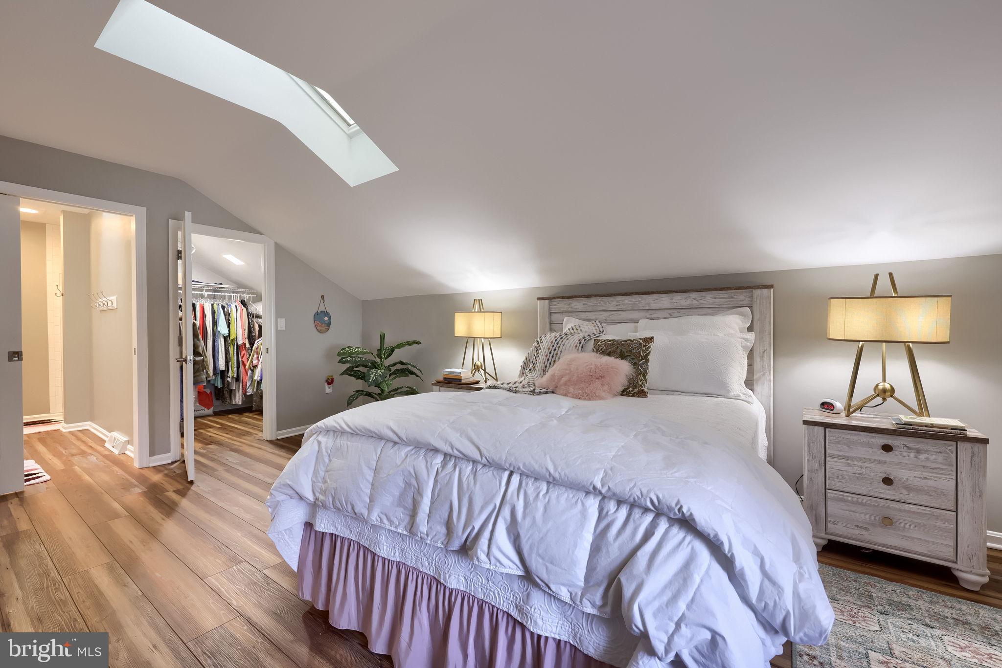 TIMBER VILLA - Residential