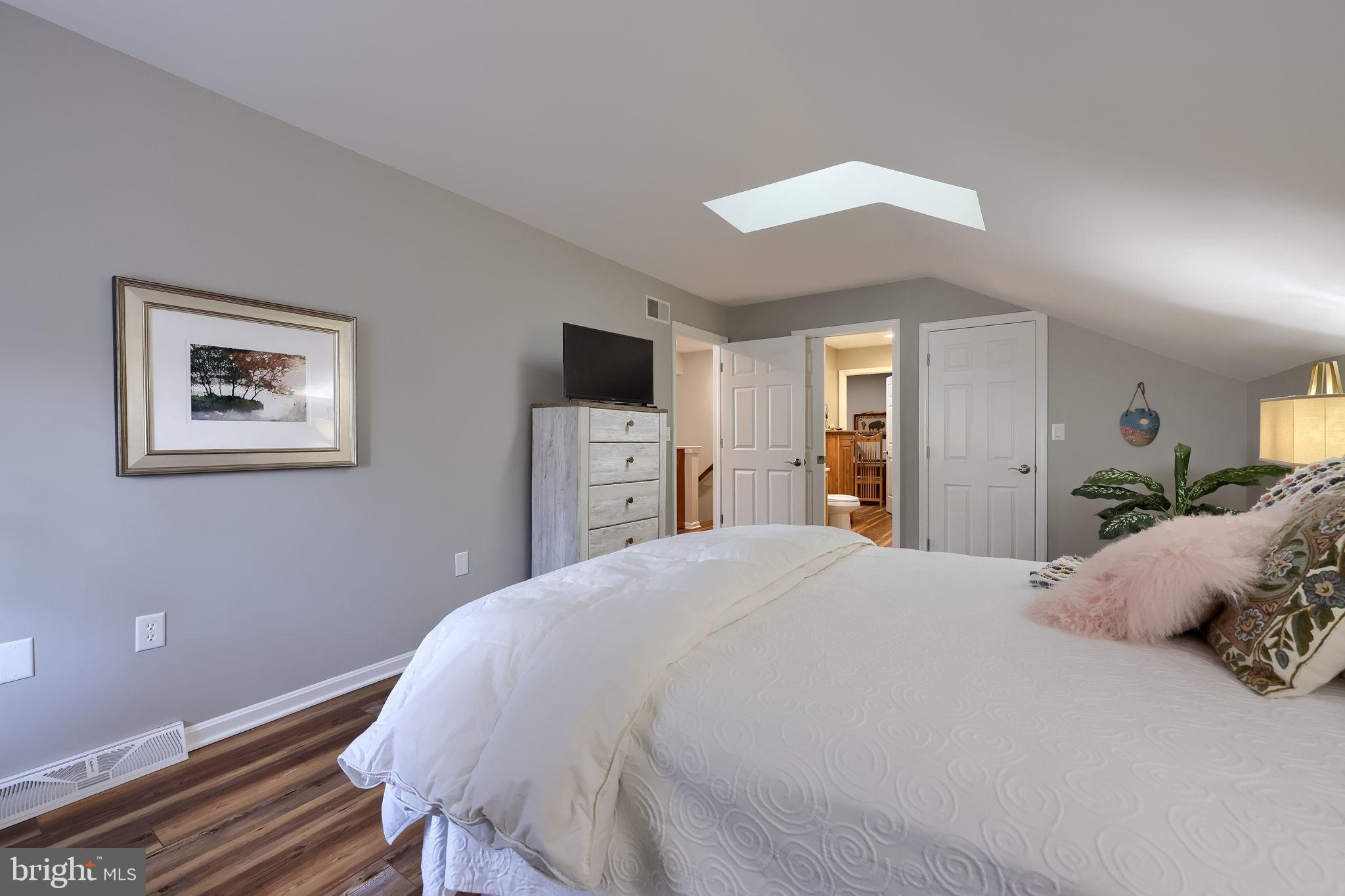 TIMBER VILLA - Residential