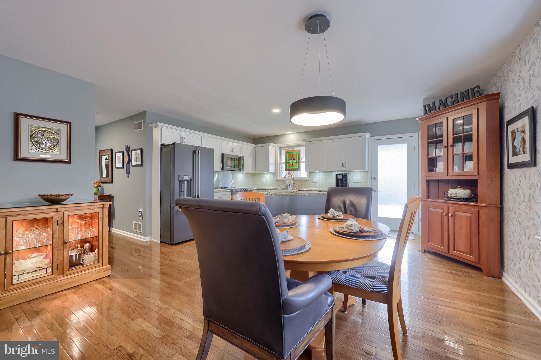 TIMBER VILLA - Residential