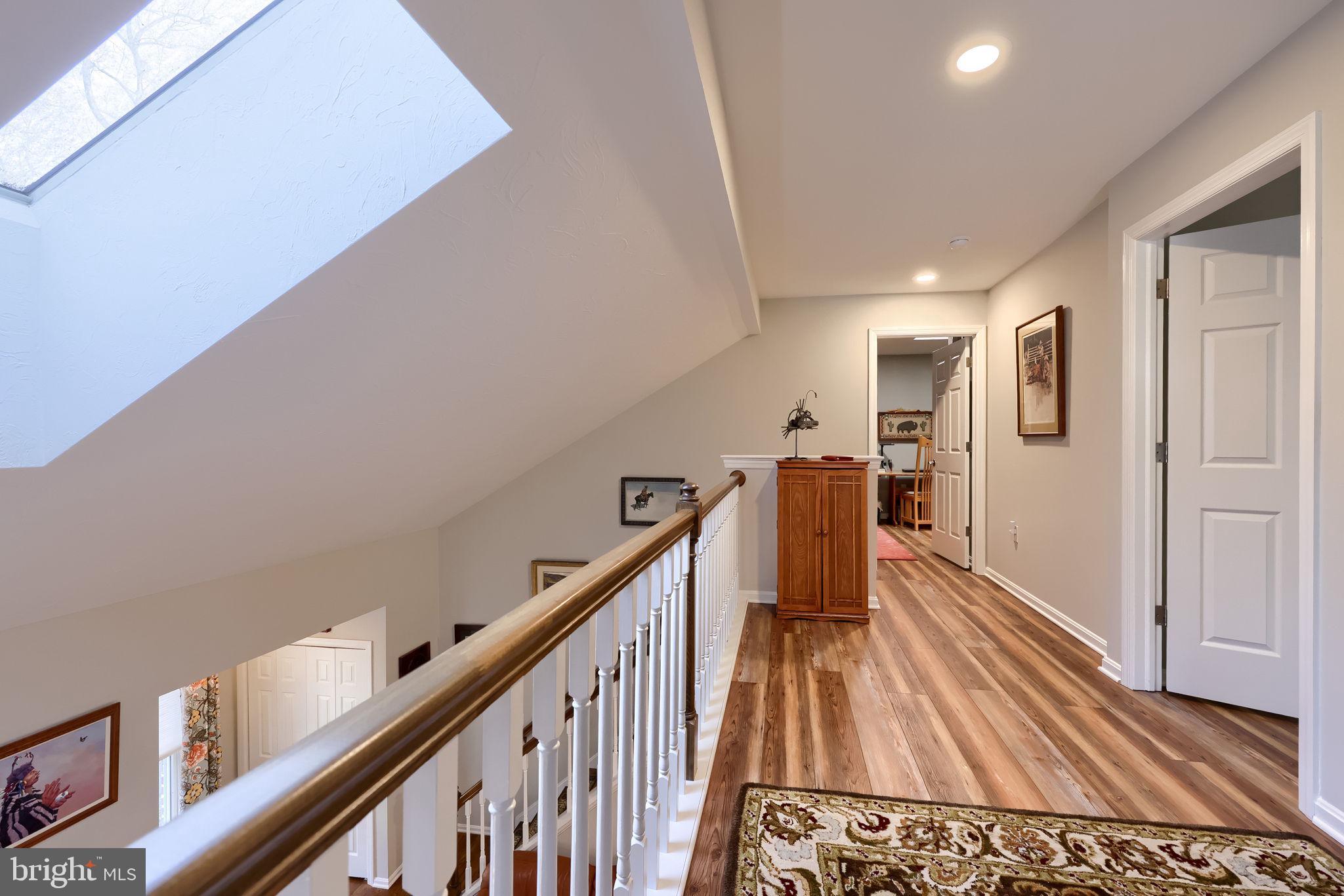 TIMBER VILLA - Residential