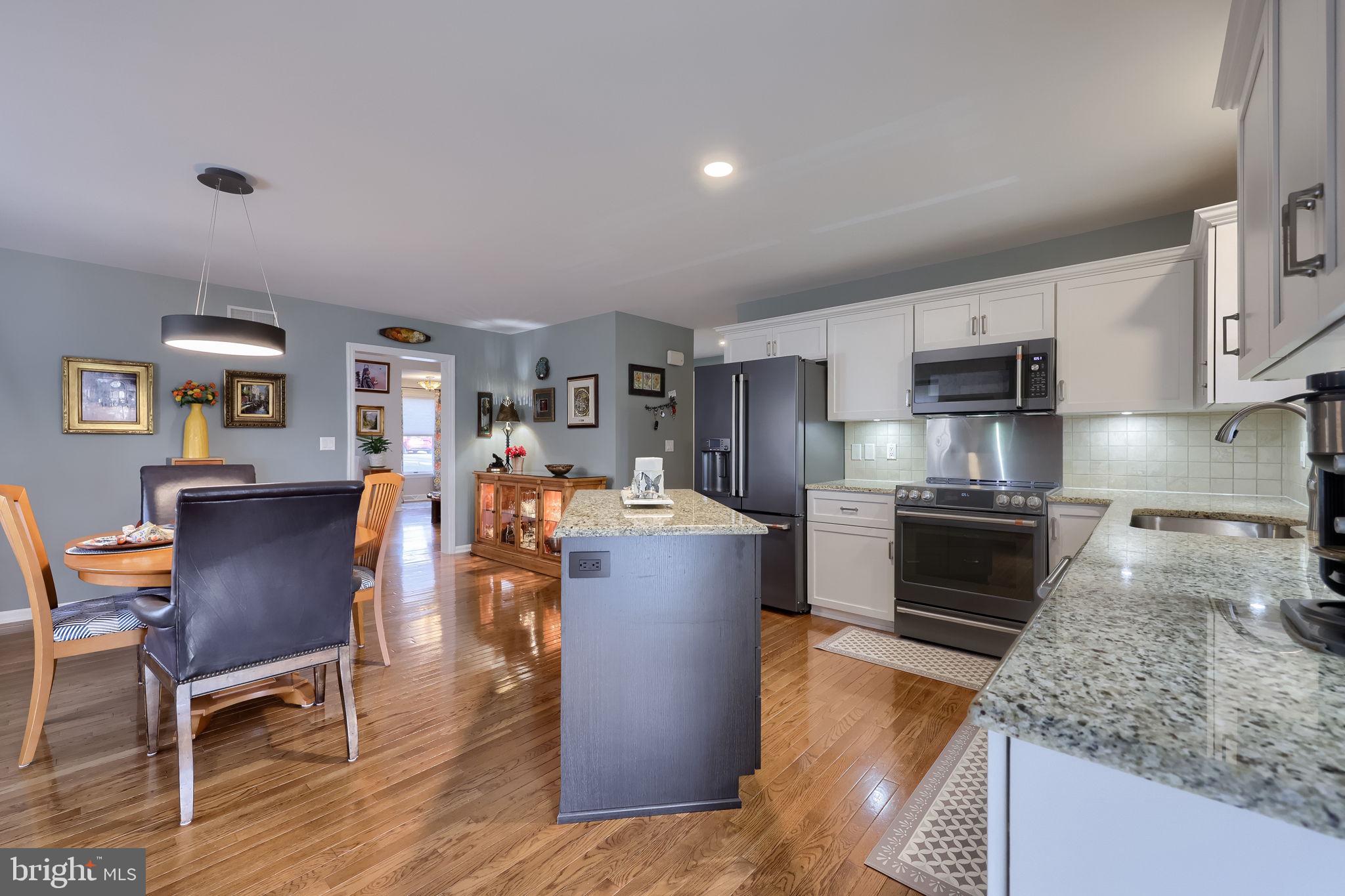 TIMBER VILLA - Residential