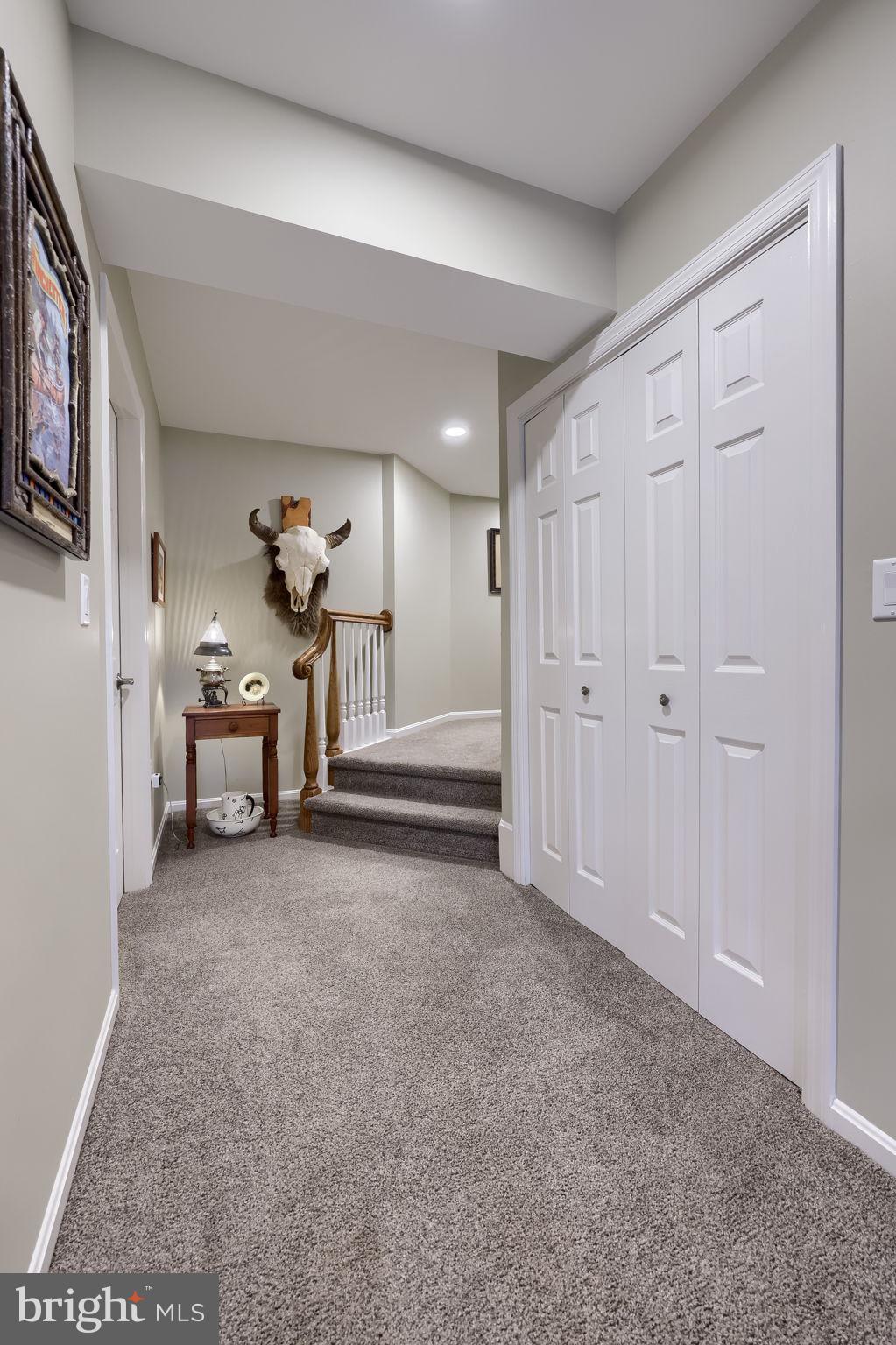 TIMBER VILLA - Residential