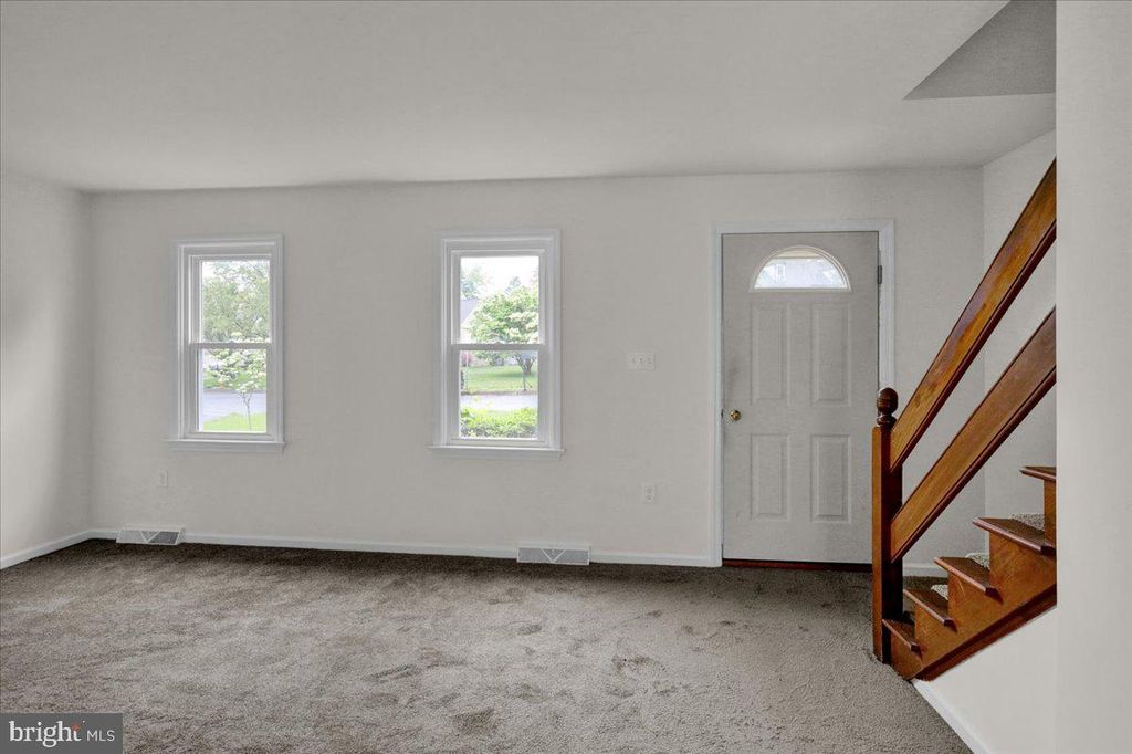 Photo of 1683 Chadwick Circle, Lancaster, PA 17603 (MLS # PALA2050992)