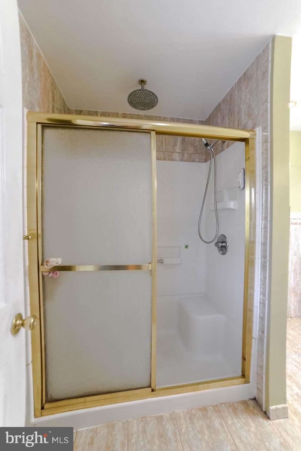 NORTH INDIAN HEAD ESTATES - Residential