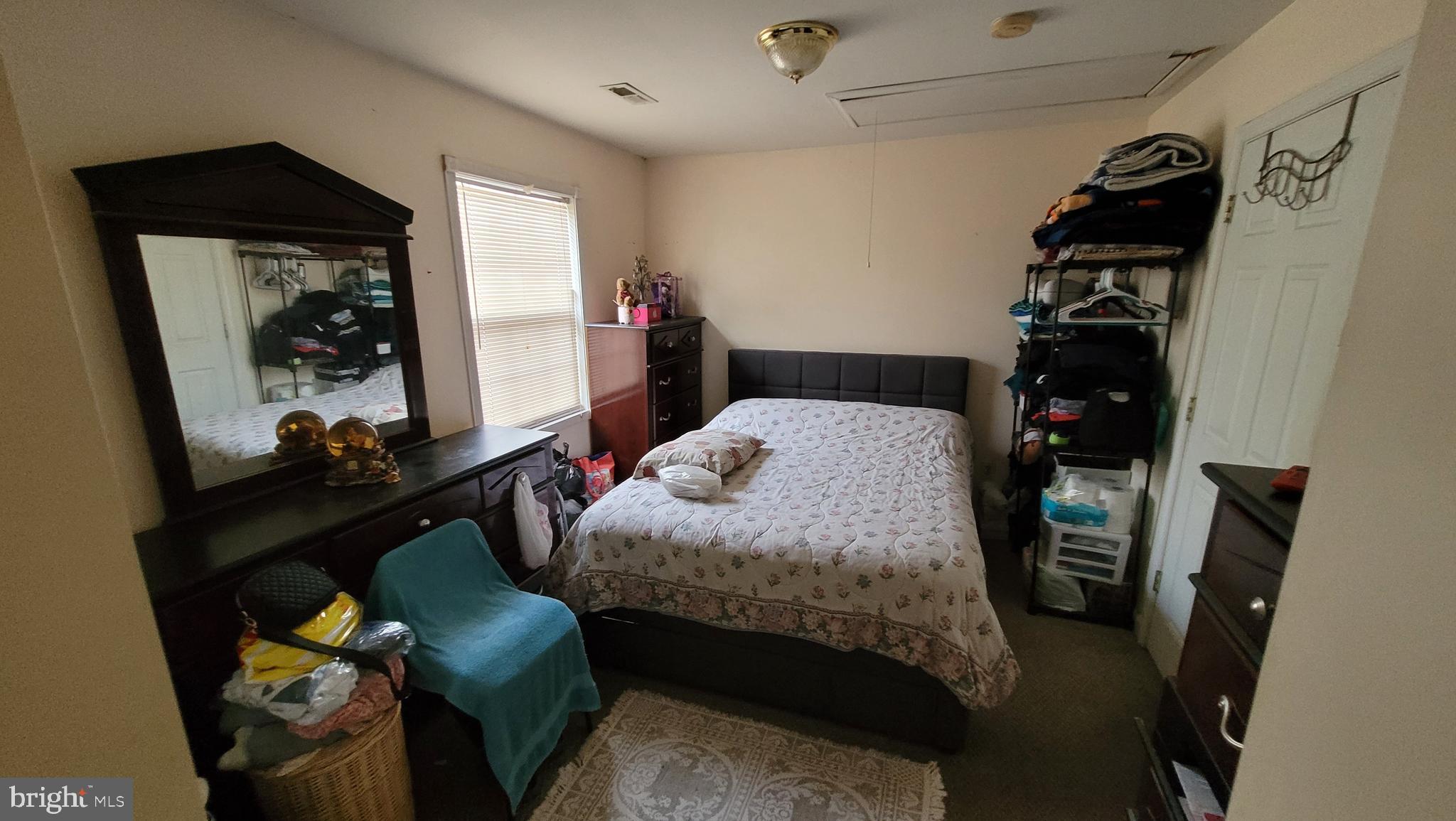 SOUTHGATE - Residential