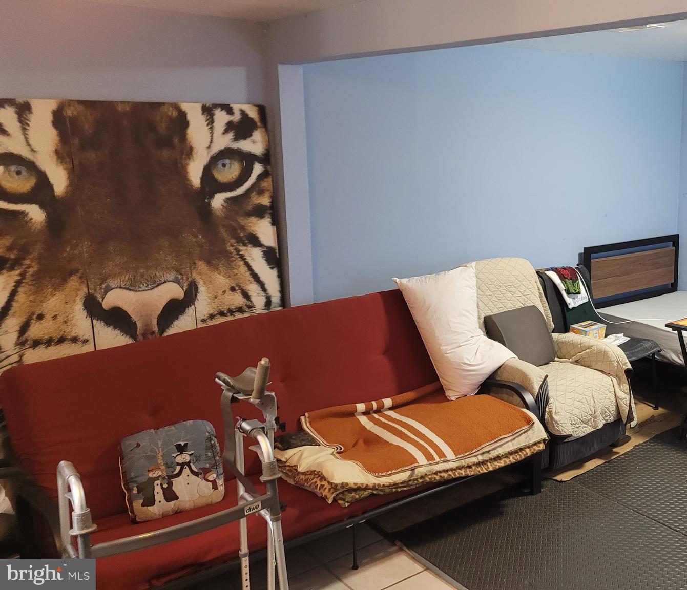 SOUTHGATE - Residential