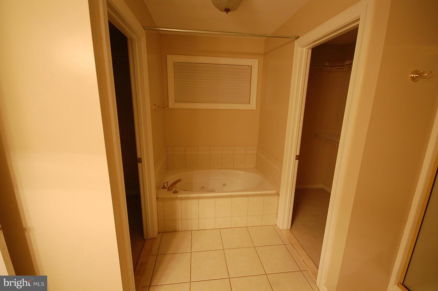 RAVENWING - Residential Lease