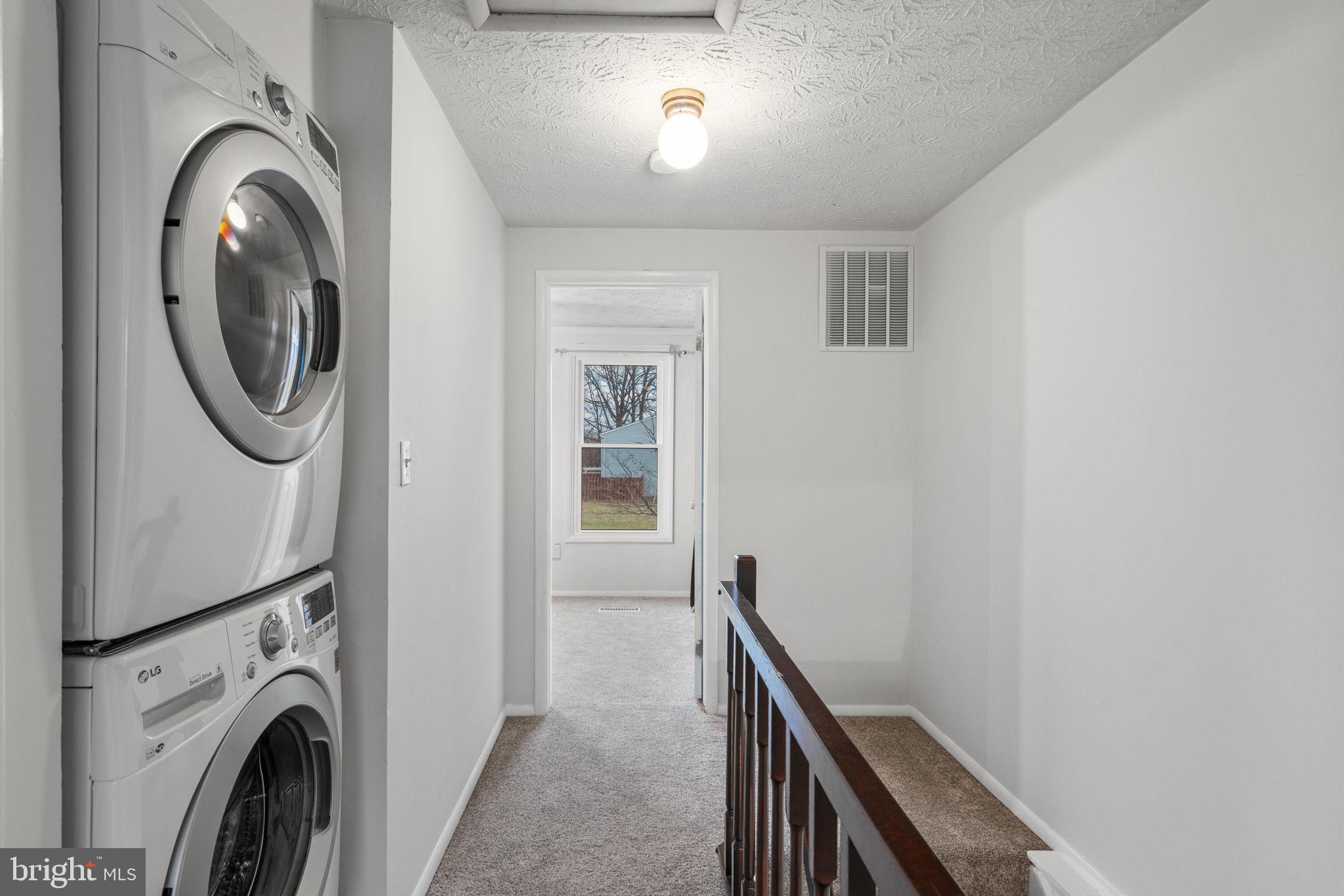 NEWINGTON COMMONS - Residential Lease