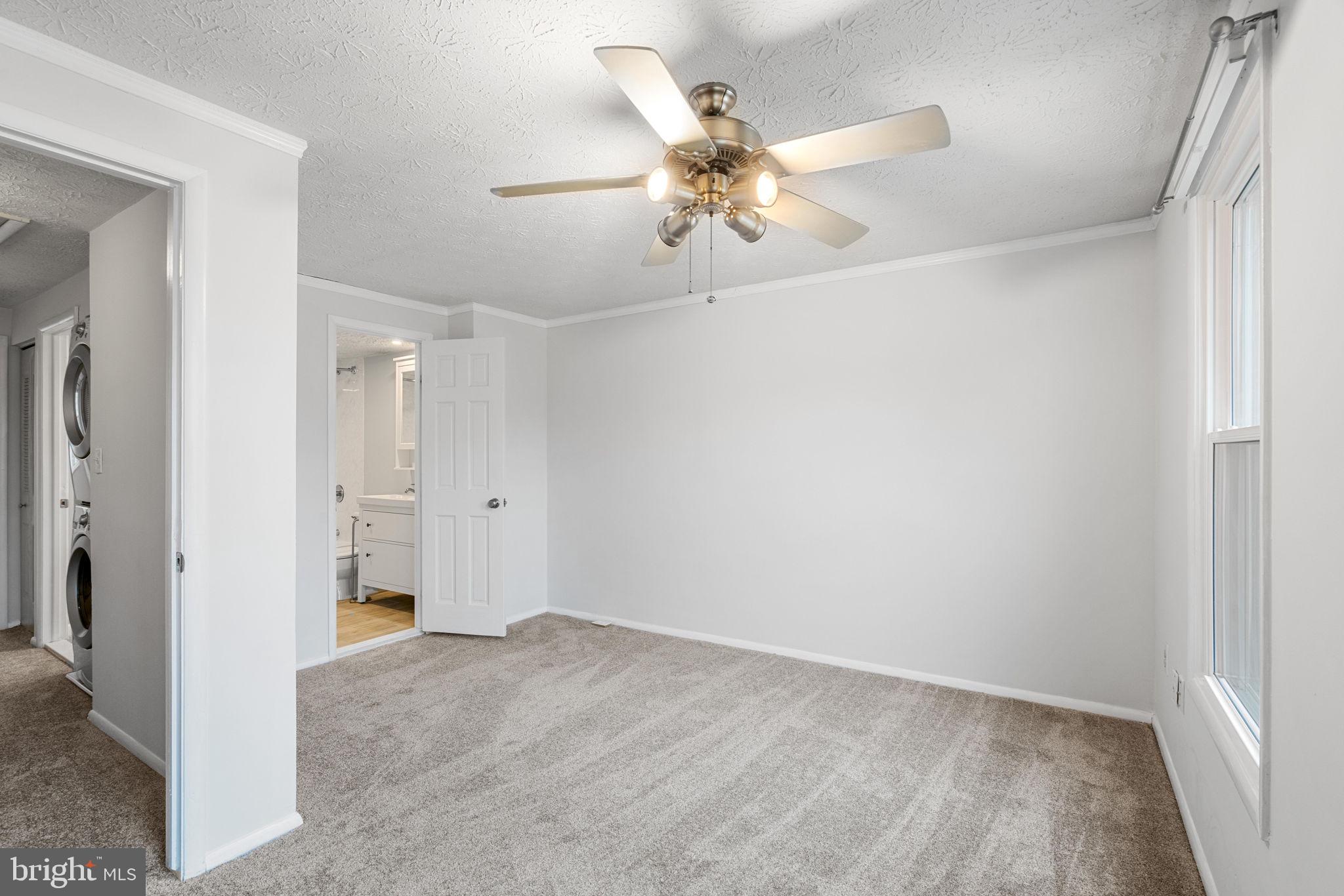 NEWINGTON COMMONS - Residential Lease