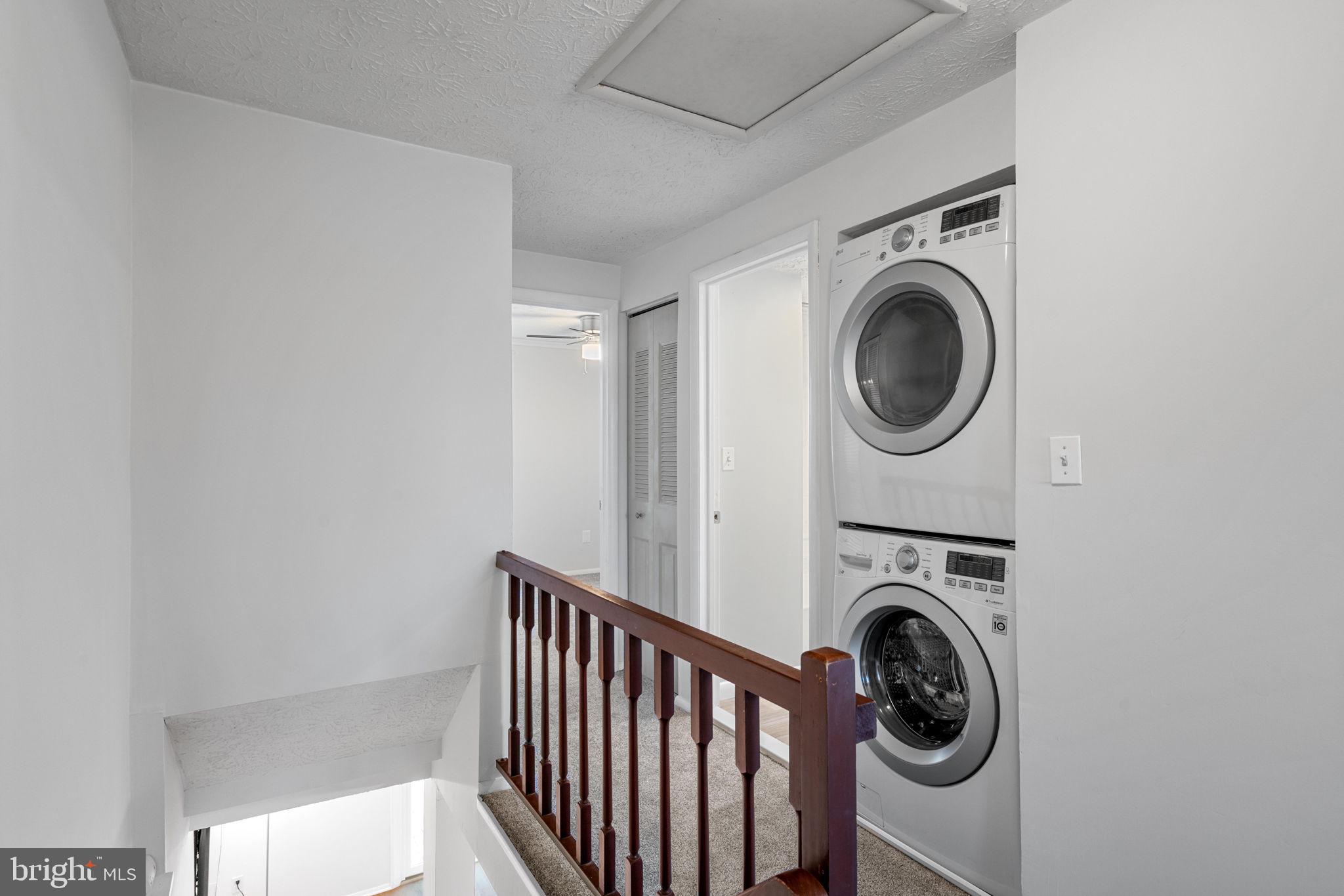 NEWINGTON COMMONS - Residential Lease