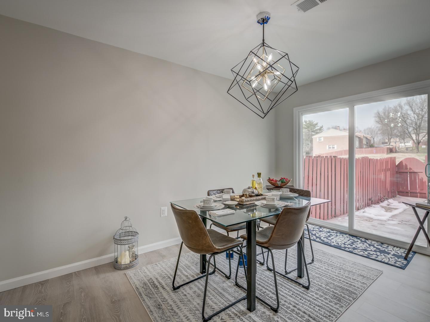 DALE CITY - Residential