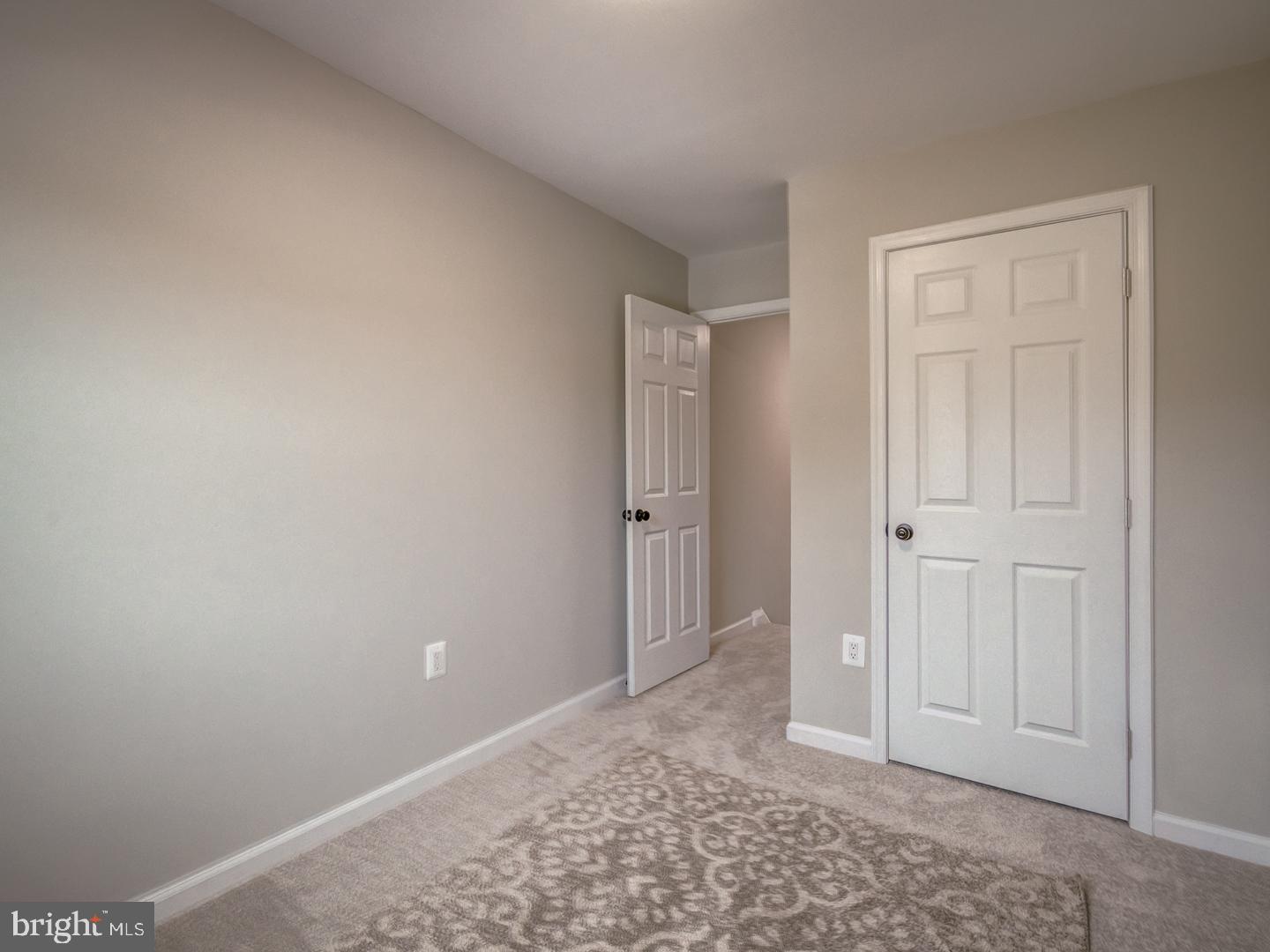 DALE CITY - Residential