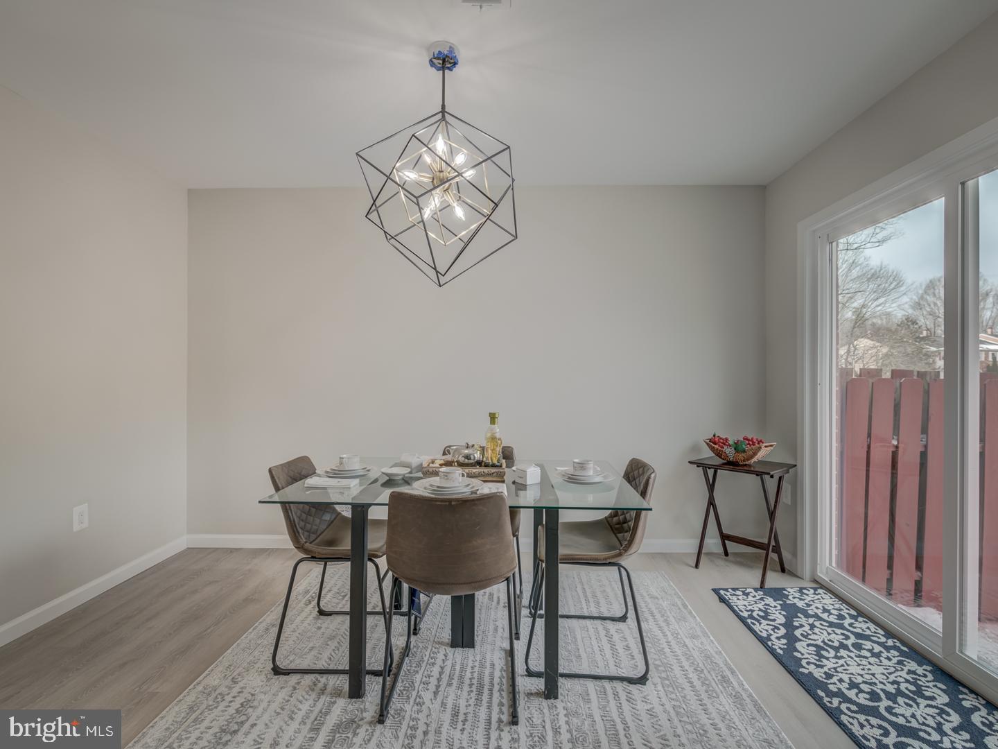 DALE CITY - Residential