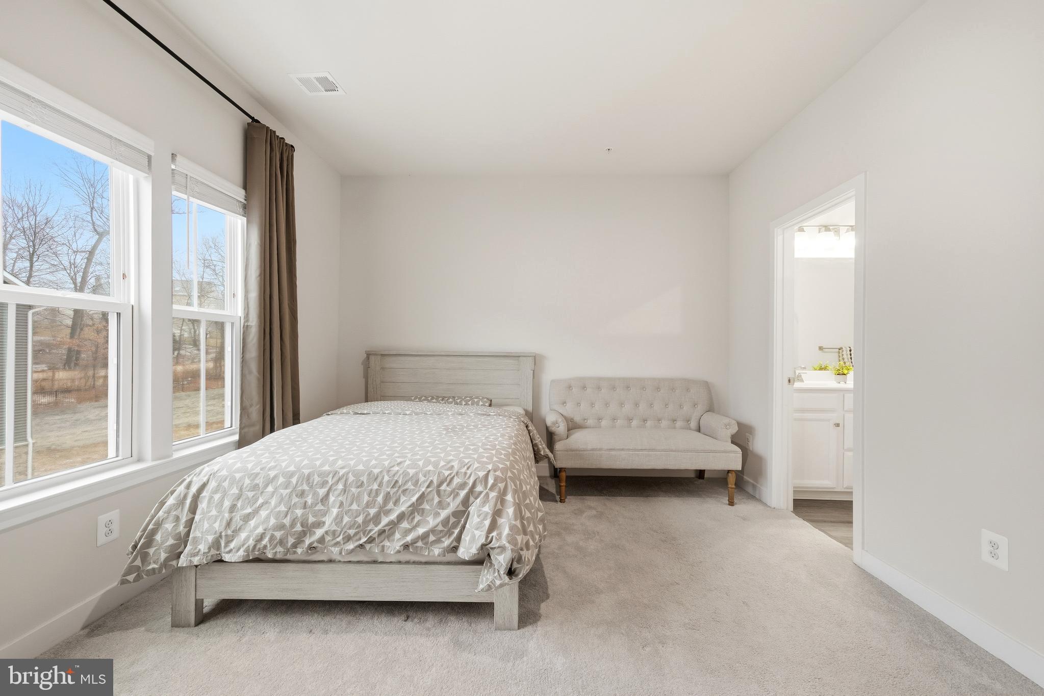 ELKRIDGE CROSSING - Residential