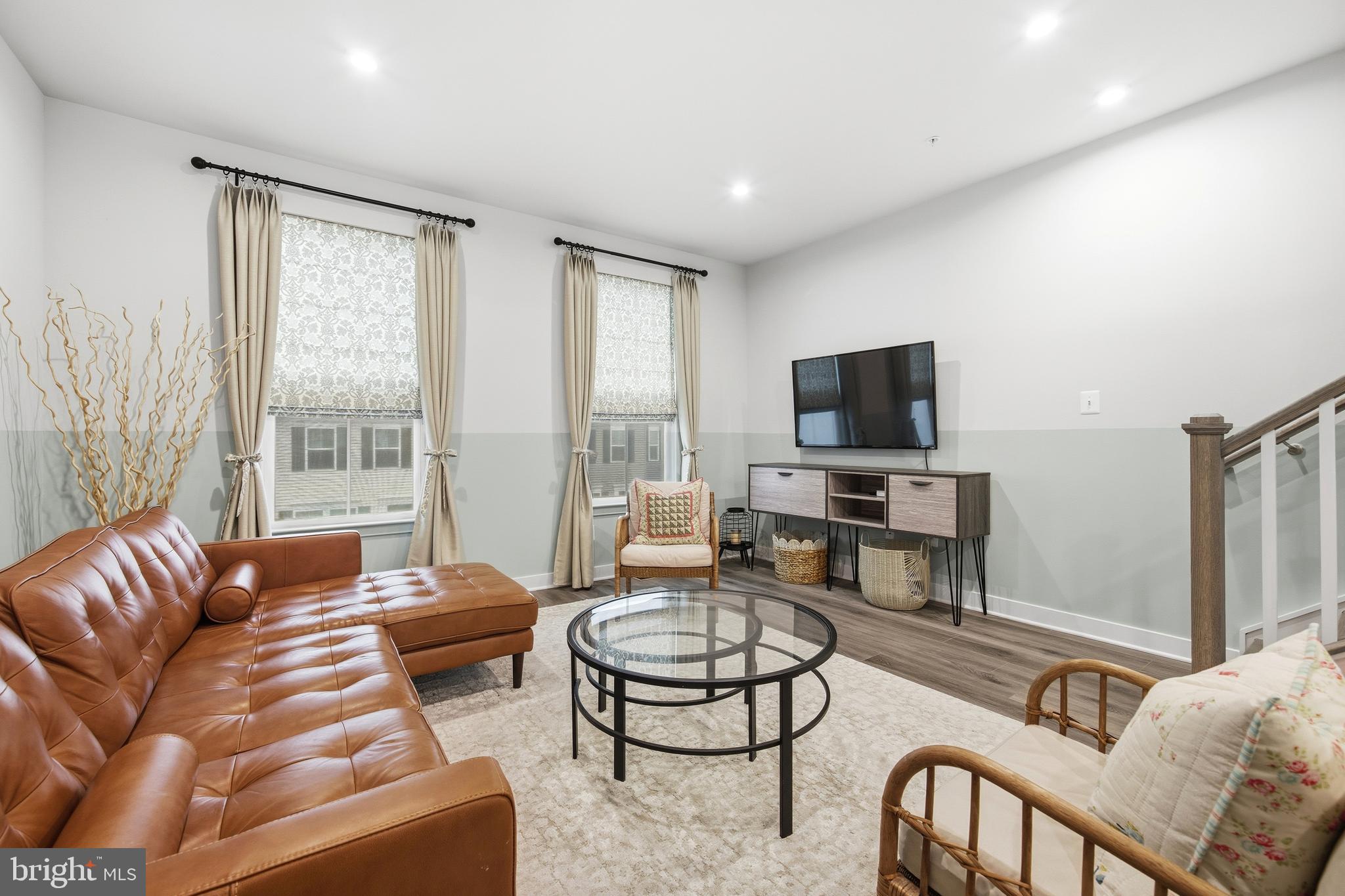 ELKRIDGE CROSSING - Residential