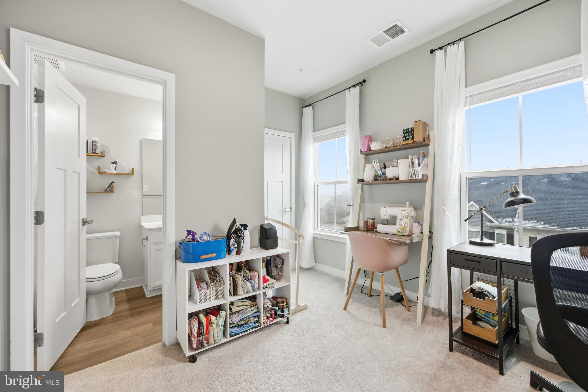 ELKRIDGE CROSSING - Residential