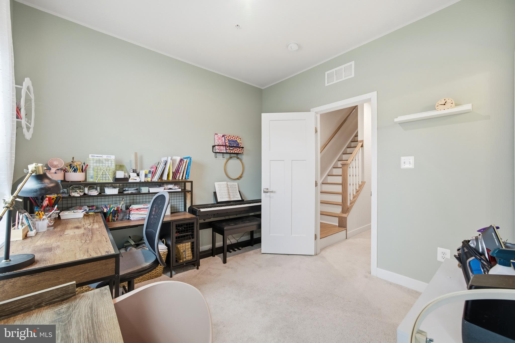 ELKRIDGE CROSSING - Residential