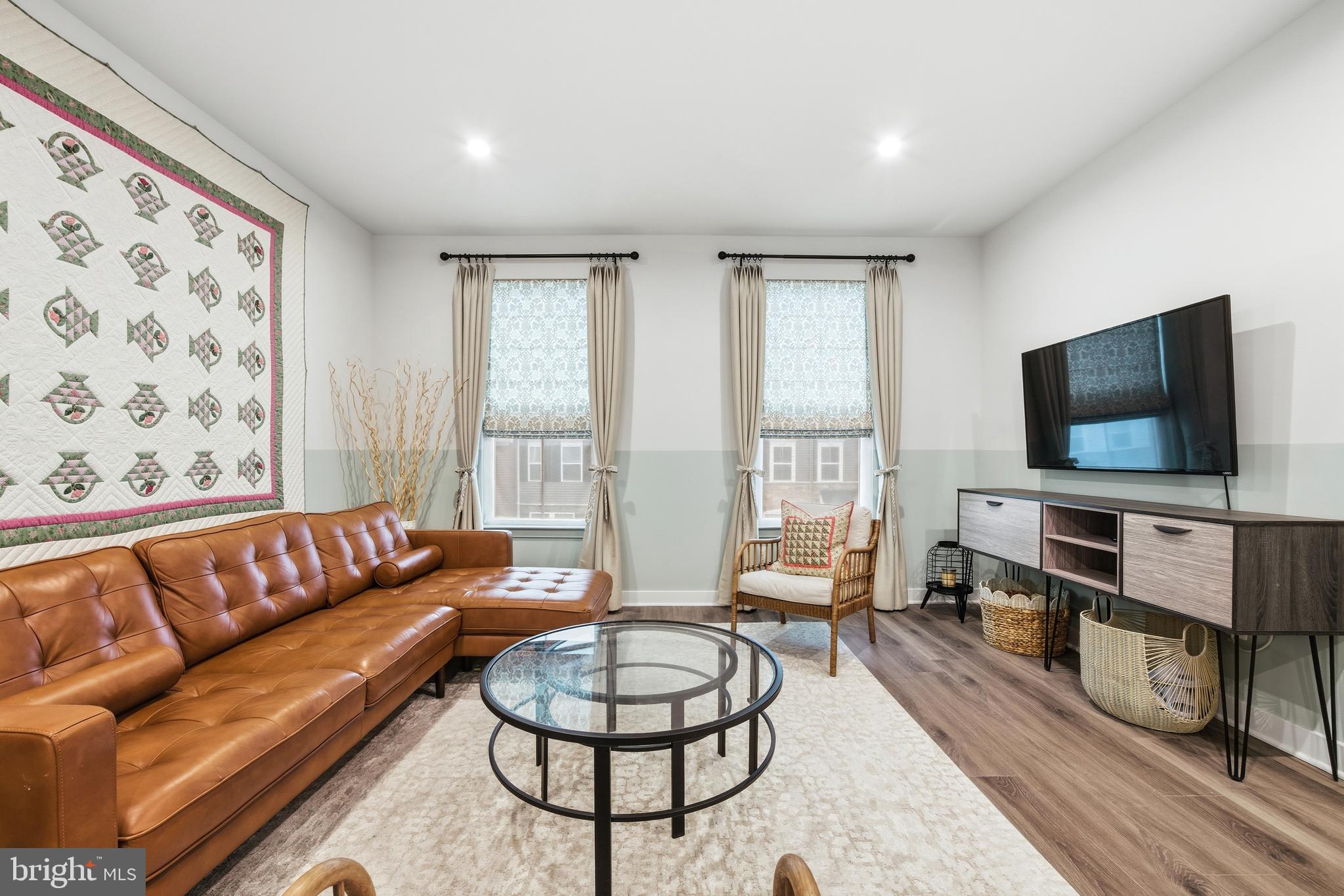 ELKRIDGE CROSSING - Residential