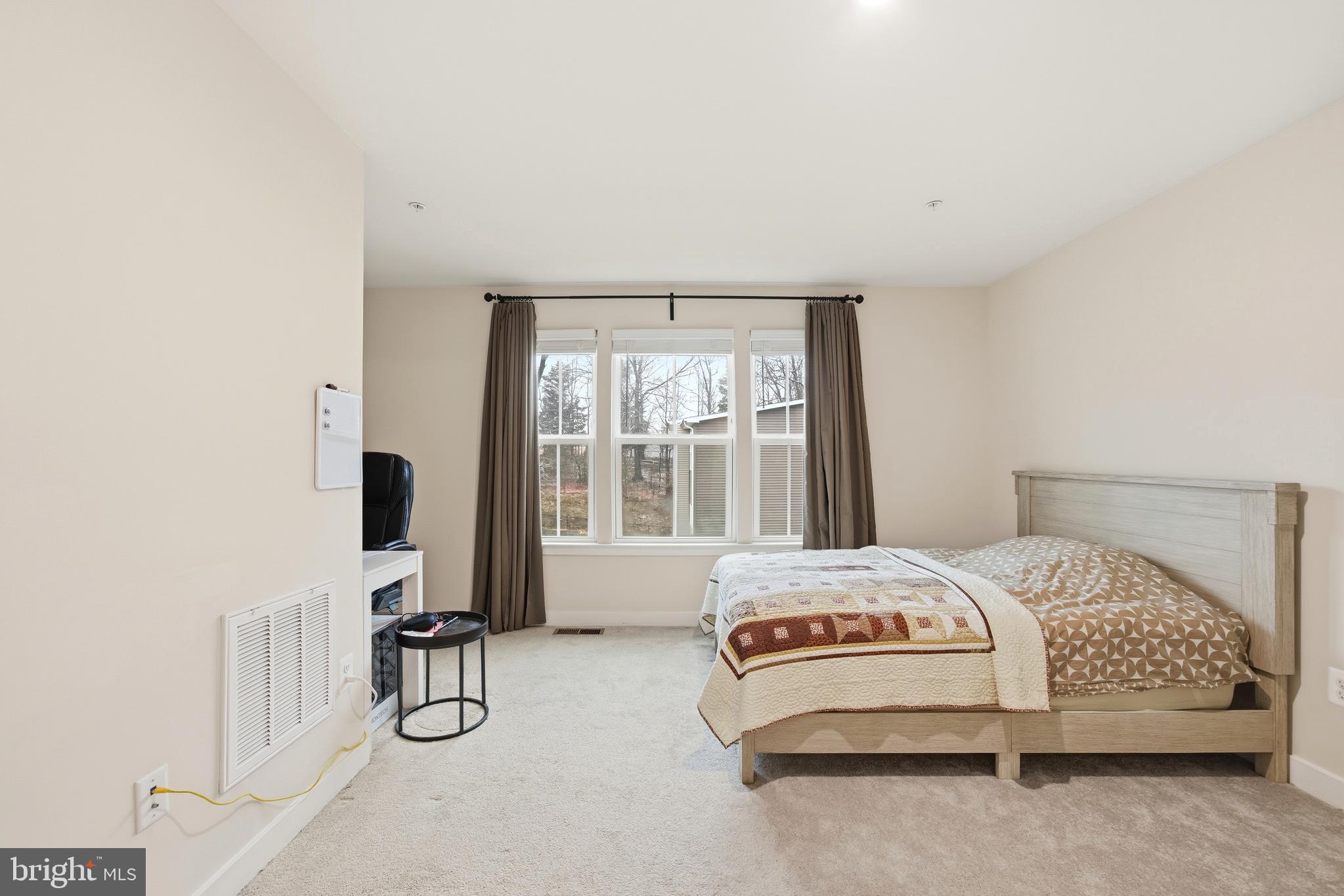 ELKRIDGE CROSSING - Residential