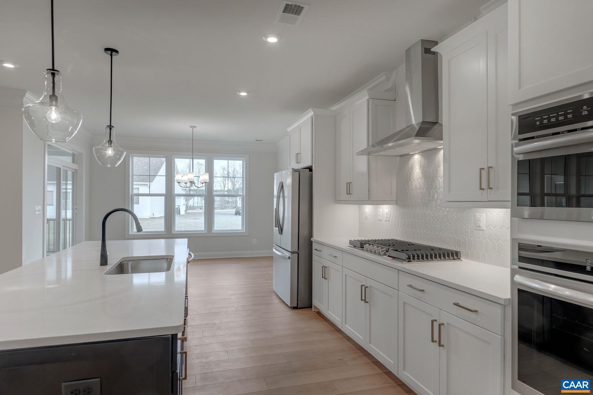 SPRING CREEK - Residential