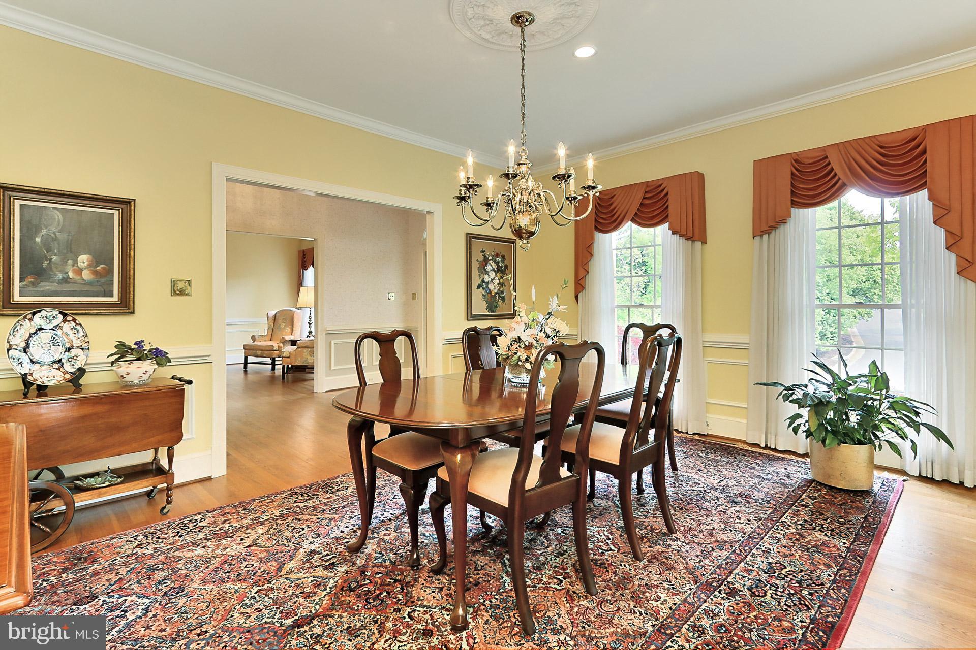 HUNTING HILLS - Residential