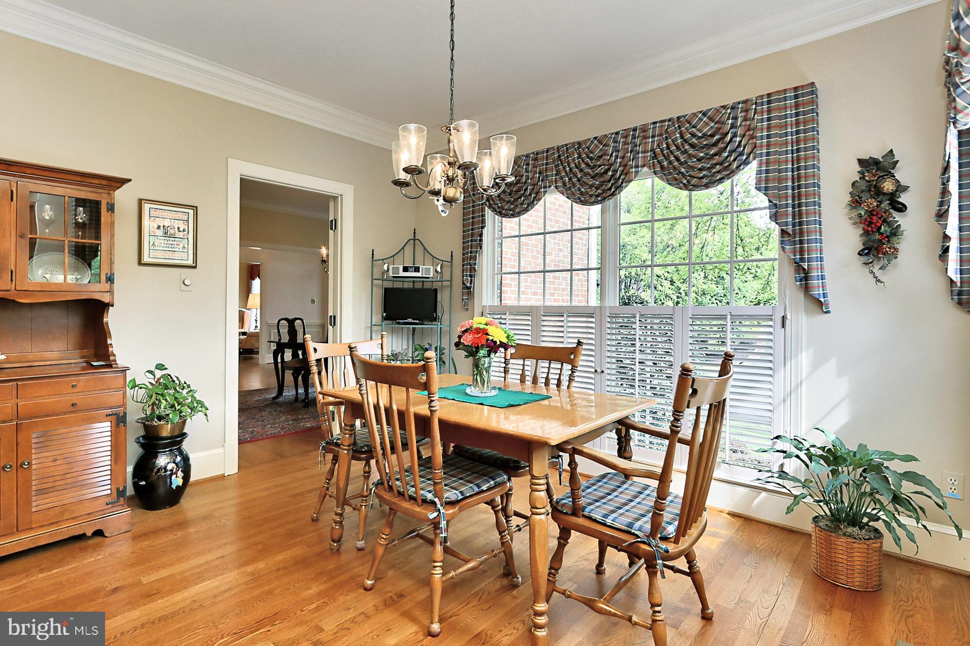 HUNTING HILLS - Residential