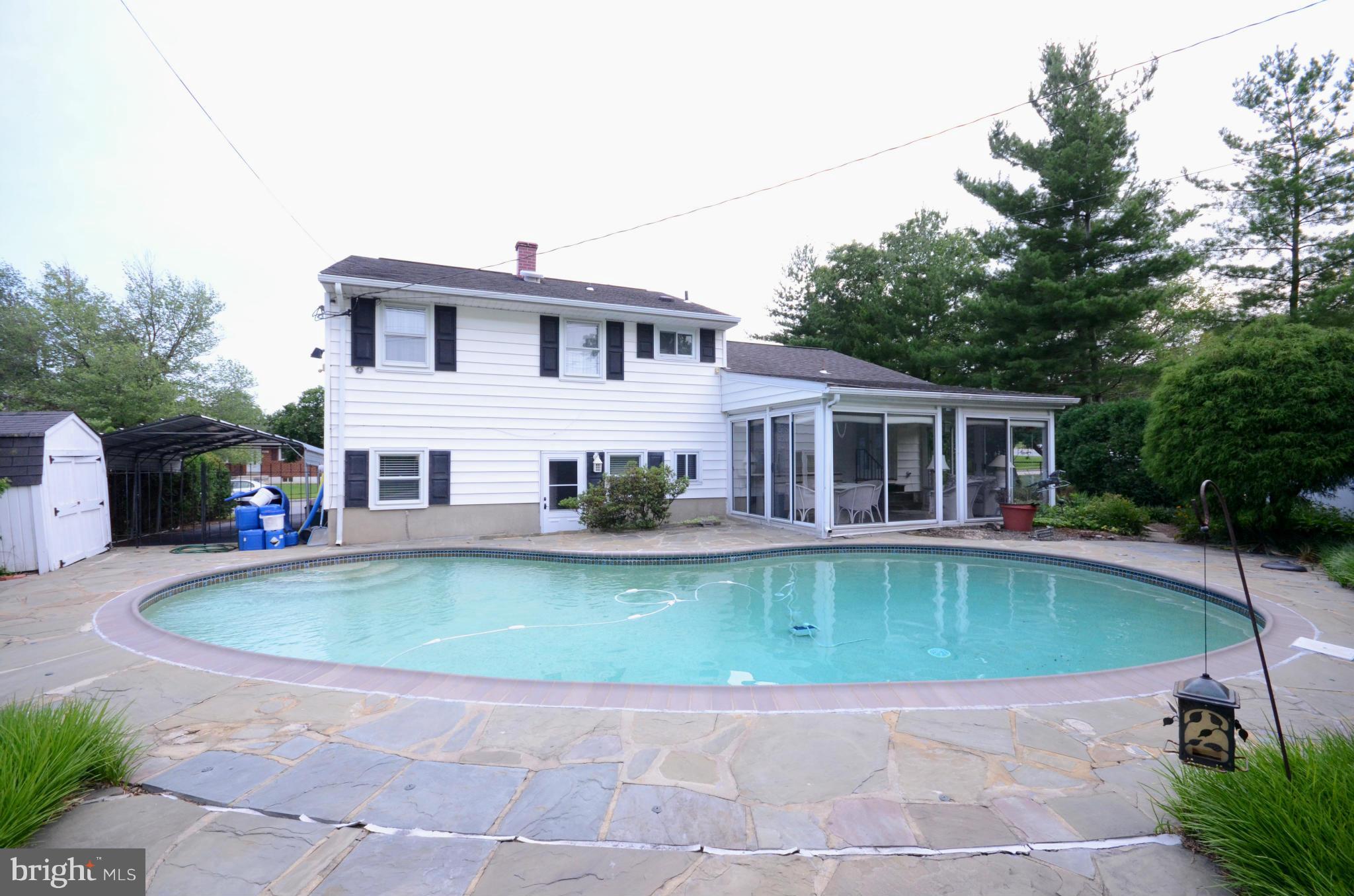 COURTLEIGH - Residential