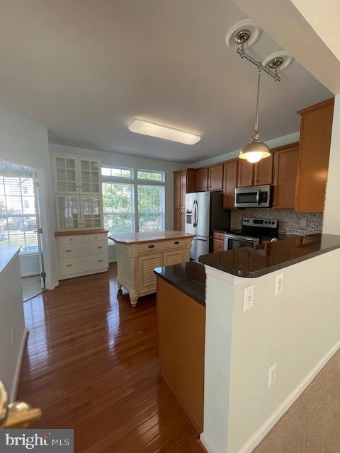 MONROE POINT - Residential Lease