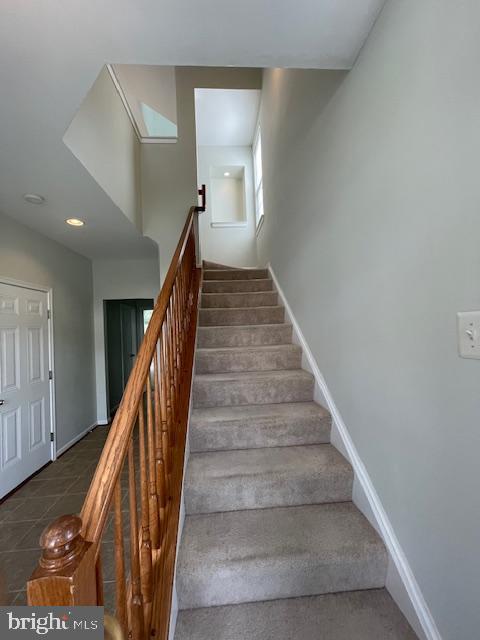 MONROE POINT - Residential Lease