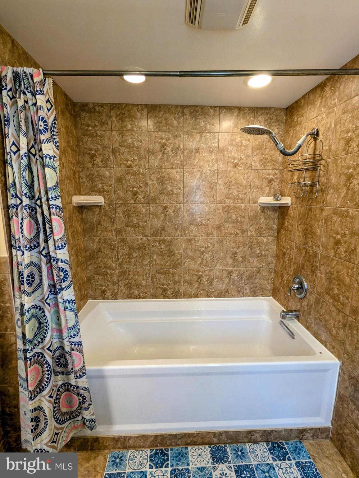 LOCHWOOD - Residential