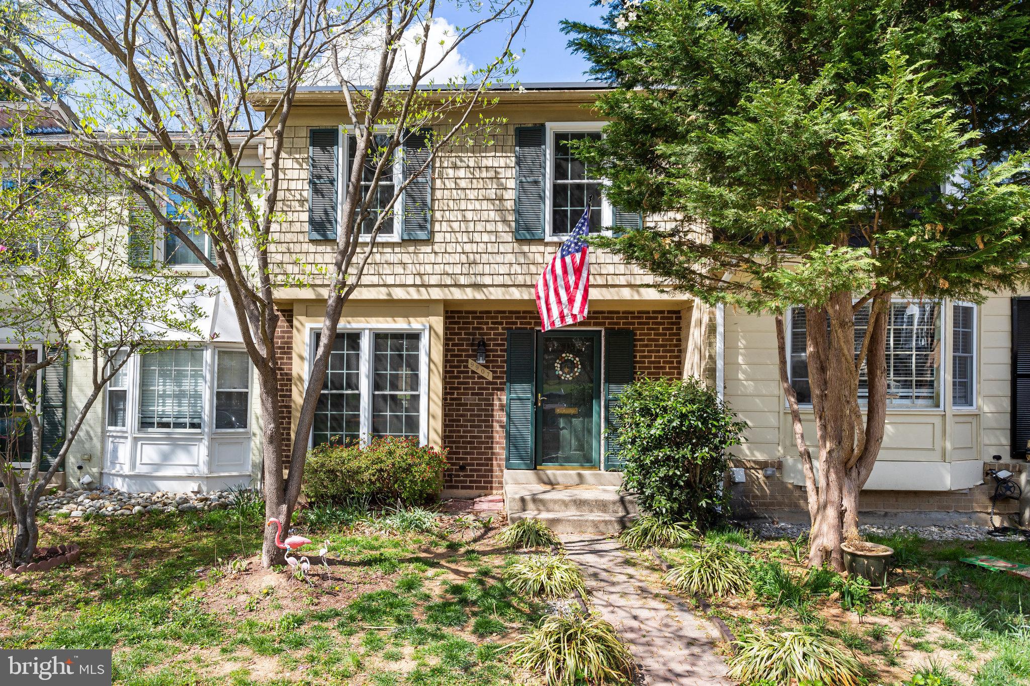 SHADOW OAK - Residential