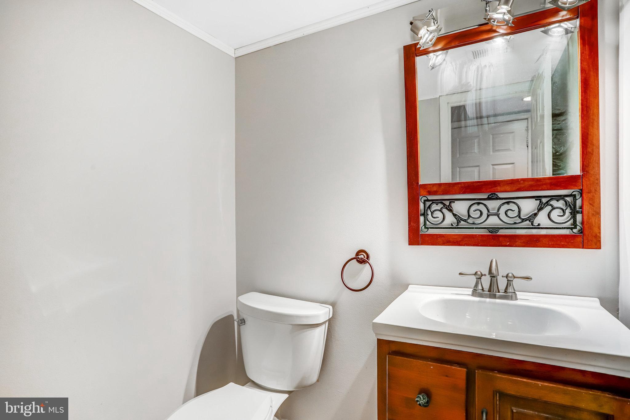 SHADOW OAK - Residential