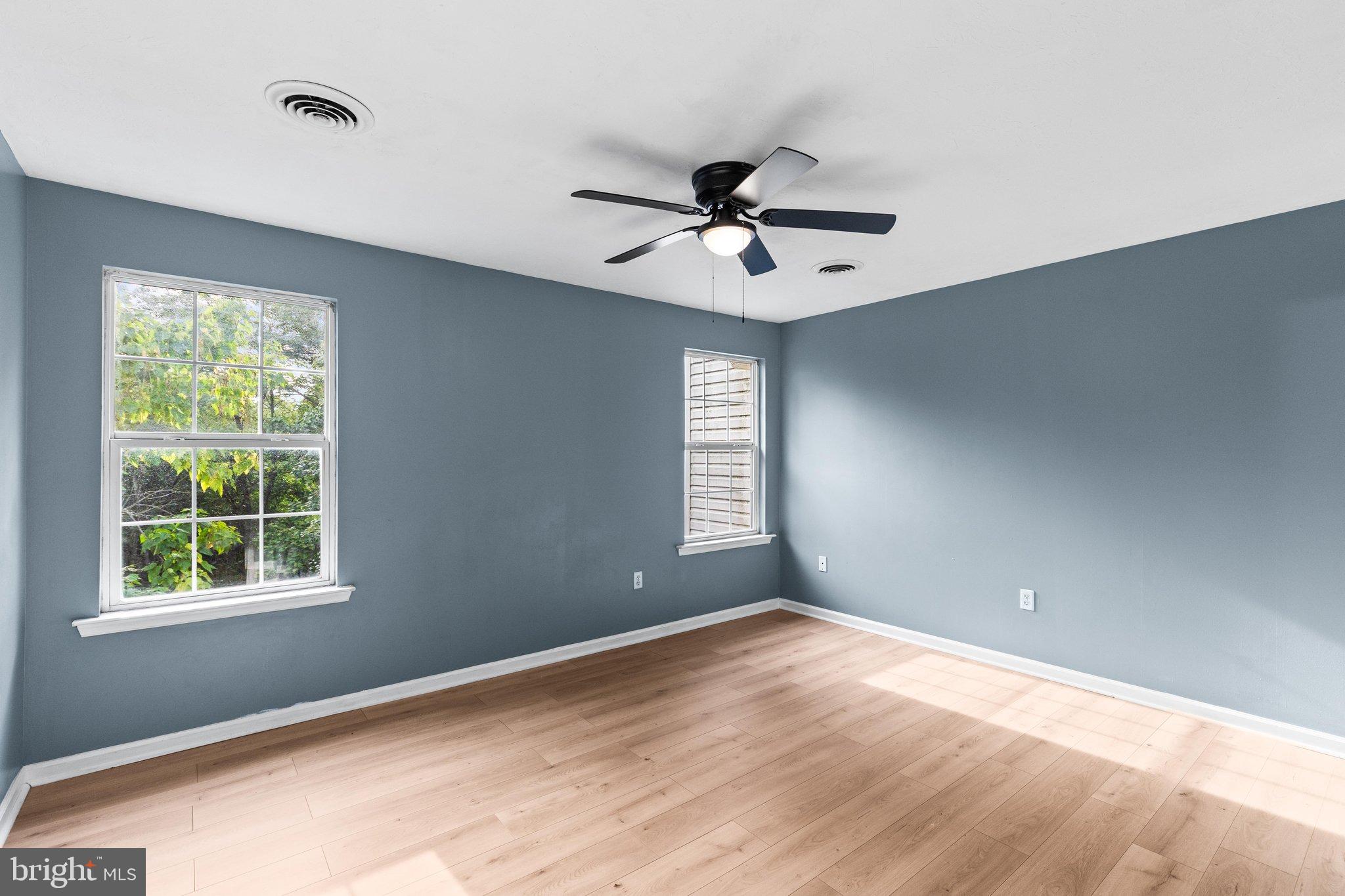 1382 WANDA DRIVE