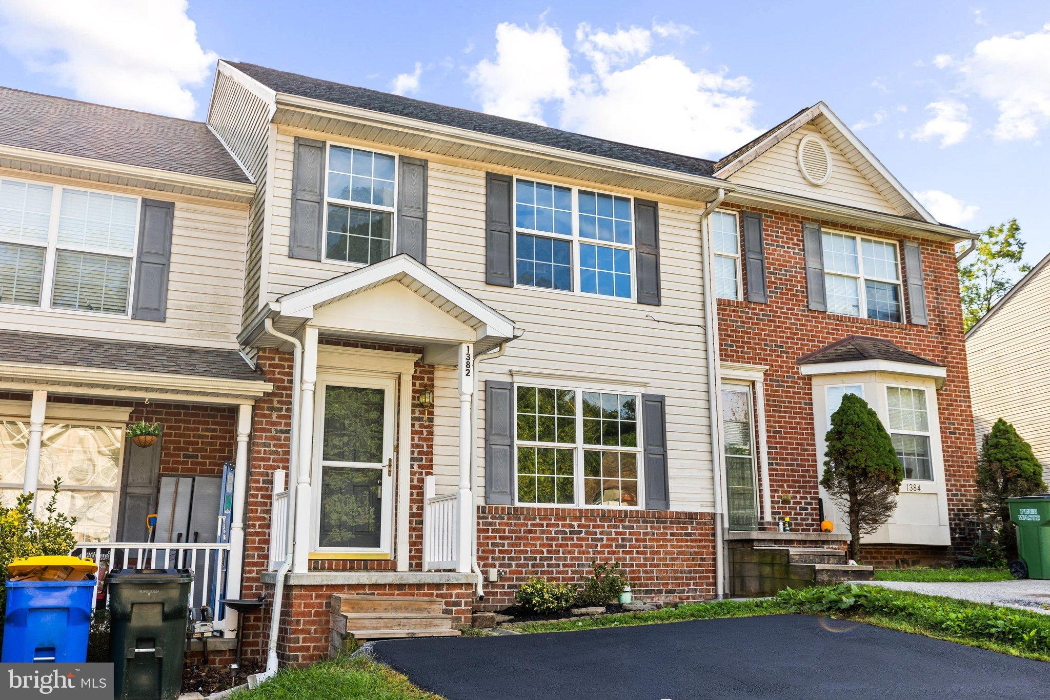 1382 WANDA DRIVE