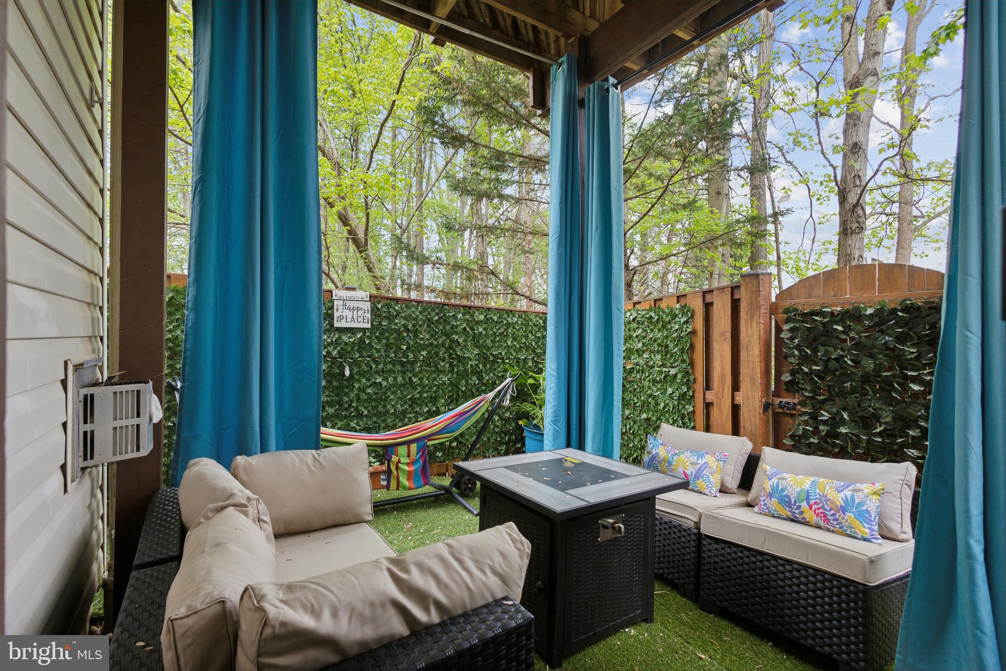 GROVE AT HUNTLEY MEADOWS - Residential