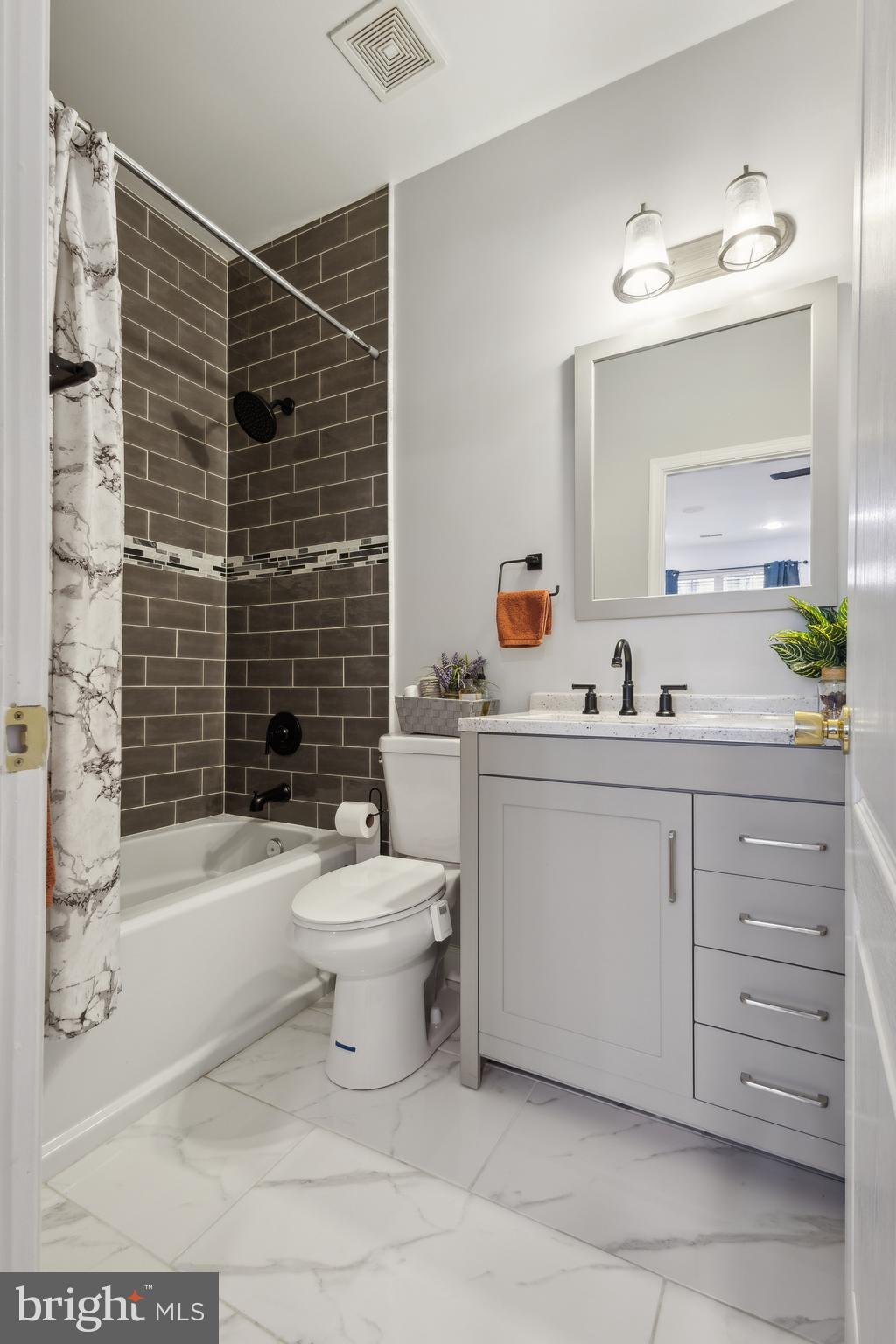 GROVE AT HUNTLEY MEADOWS - Residential