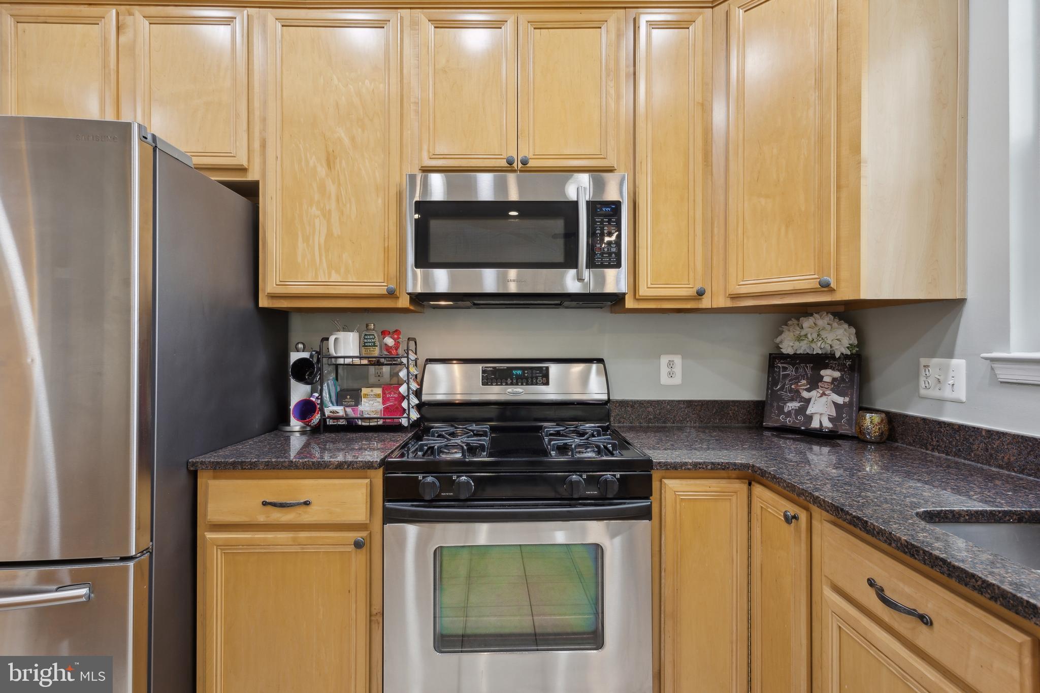 GROVE AT HUNTLEY MEADOWS - Residential