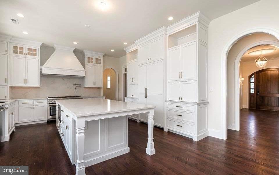 BRIAR KNOLL - Residential